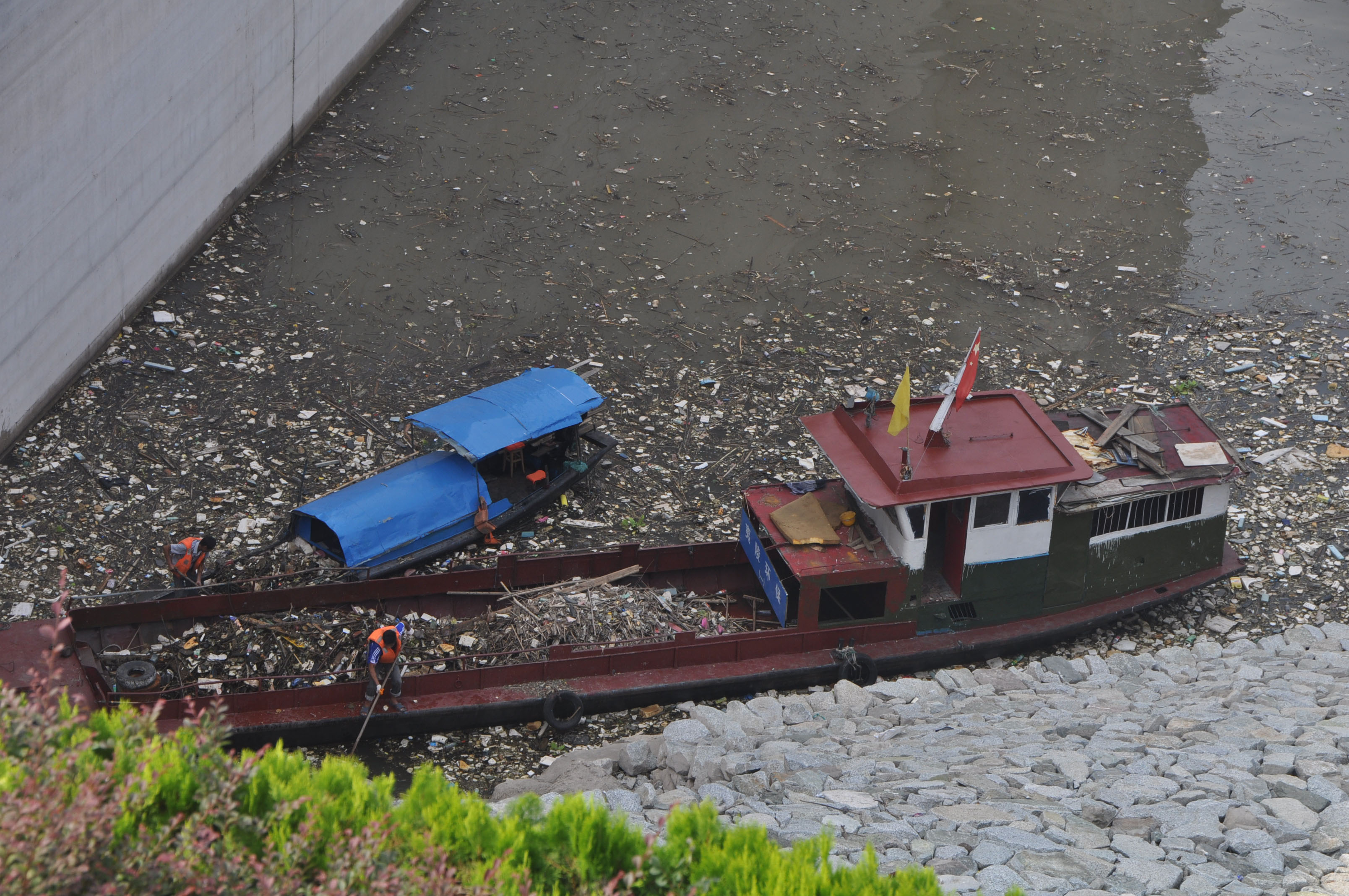 China: The Cost of Rapid Growth (image credits: wikimedia)