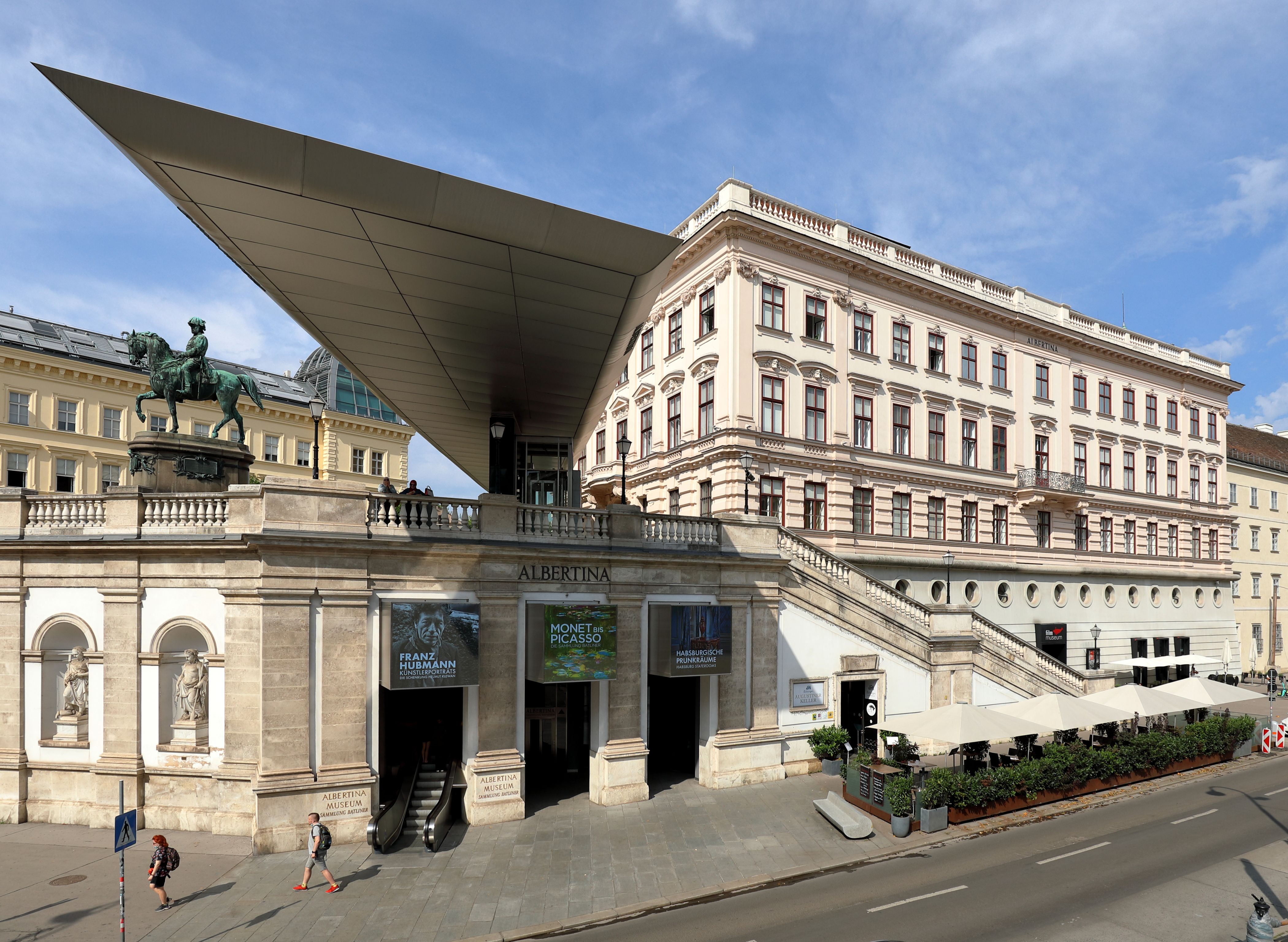 The Albertina Museum: Palatial Art and Modern Views (image credits: wikimedia)