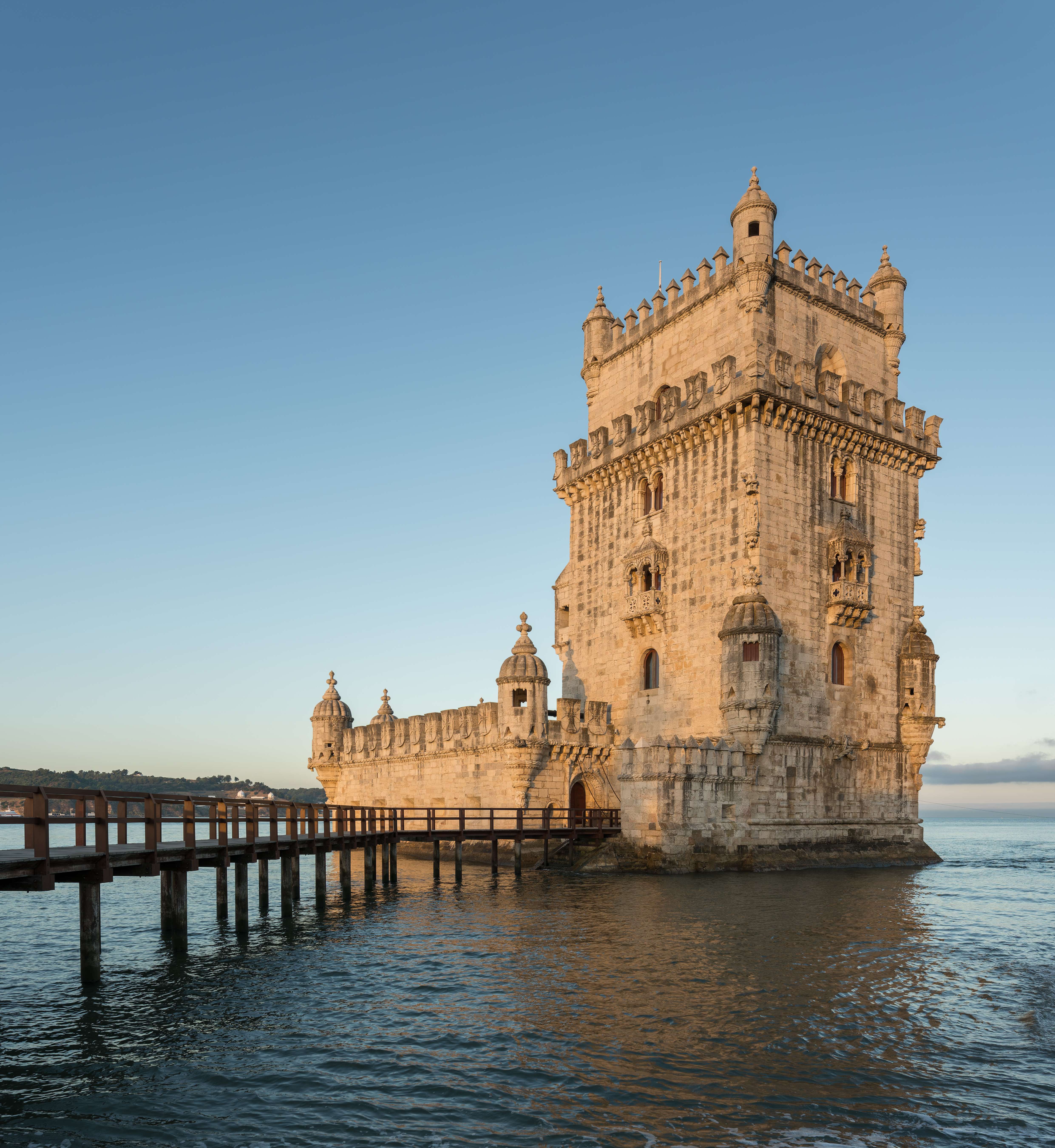 Portugal Sunshine and Sweet Mornings (image credits: wikimedia)