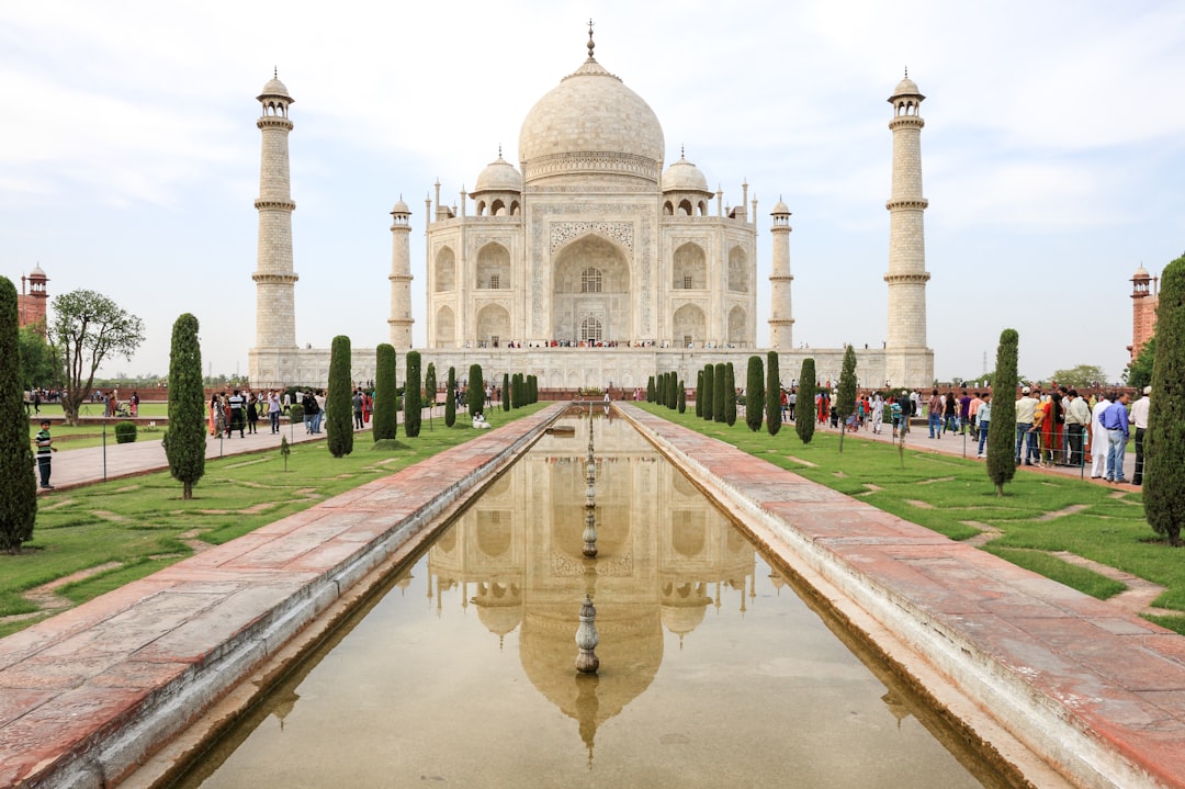 Taj Mahal Marble Tears in the Haze (image credits: unsplash)