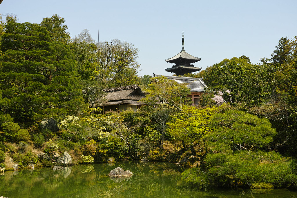 Japan Cultural Heartlands Under Pressure (image credits: flickr)