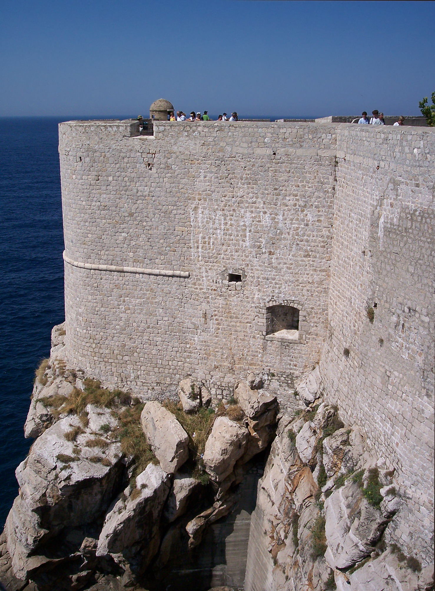 Dubrovnik, Croatia: Protecting Medieval Magic (image credits: wikimedia)