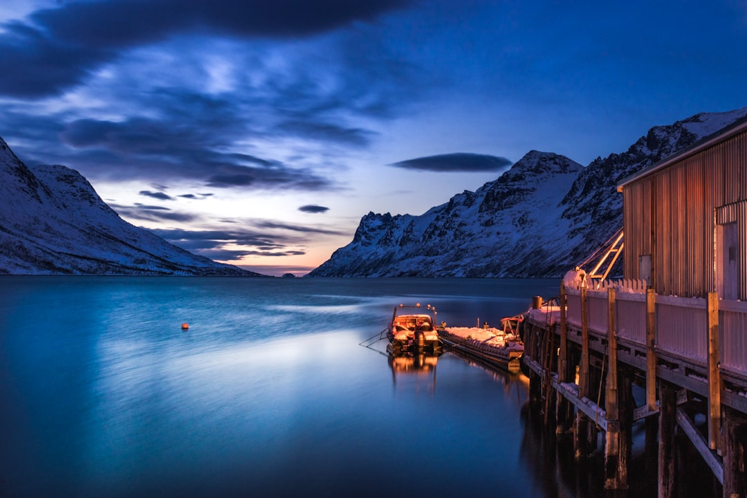 Norway: Pure and Abundant Water Resources (image credits: unsplash)