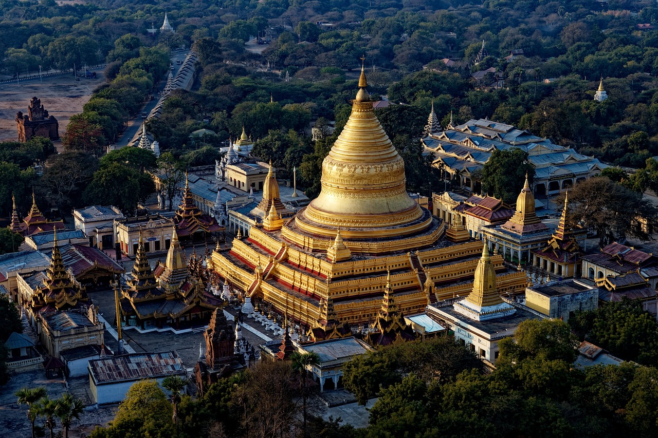 The Role of Temples: Spiritual Centers of Varanasi (image credits: pixabay)