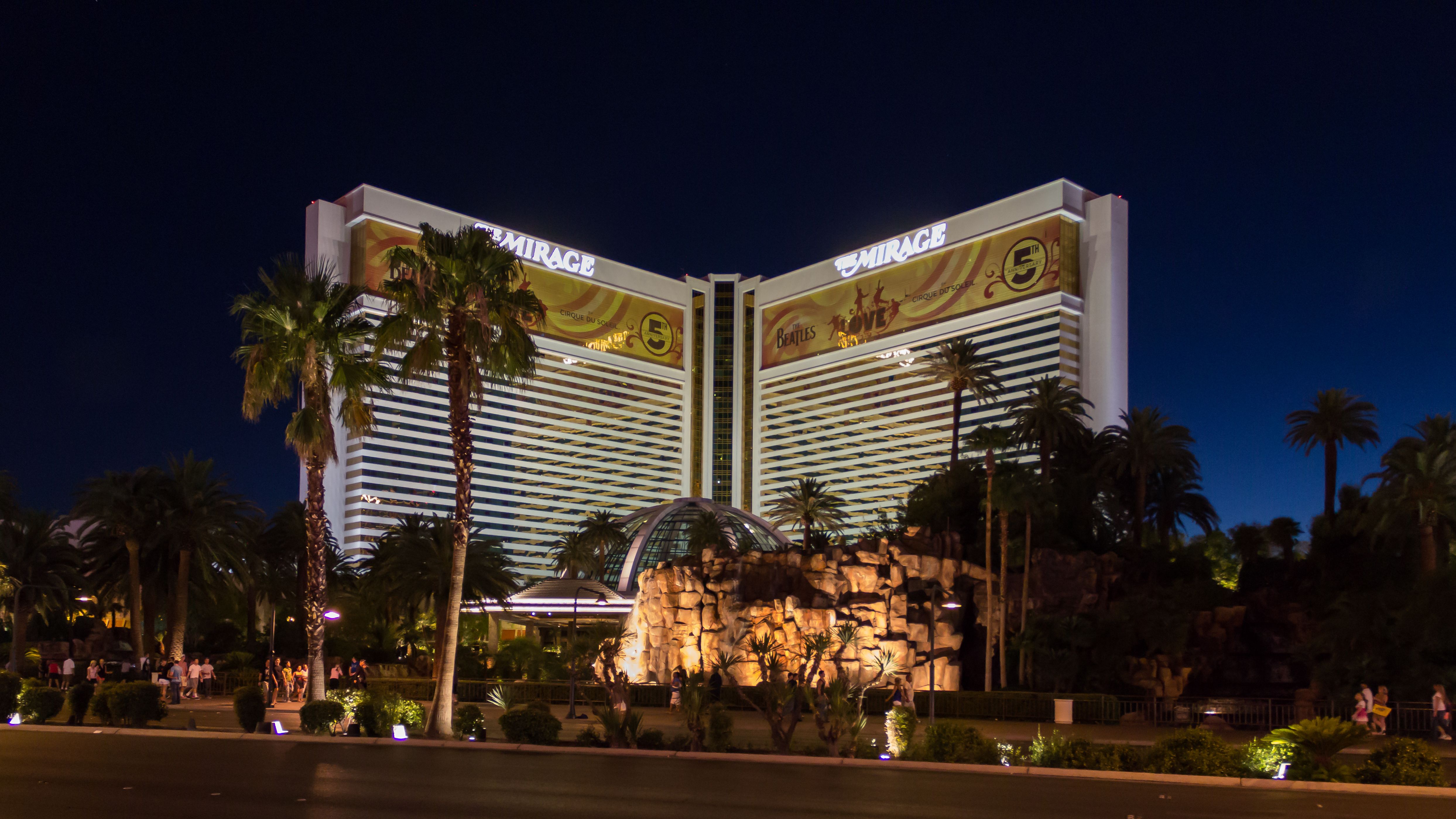 The Mirage: A Local Favorite for Escapism (image credits: wikimedia)