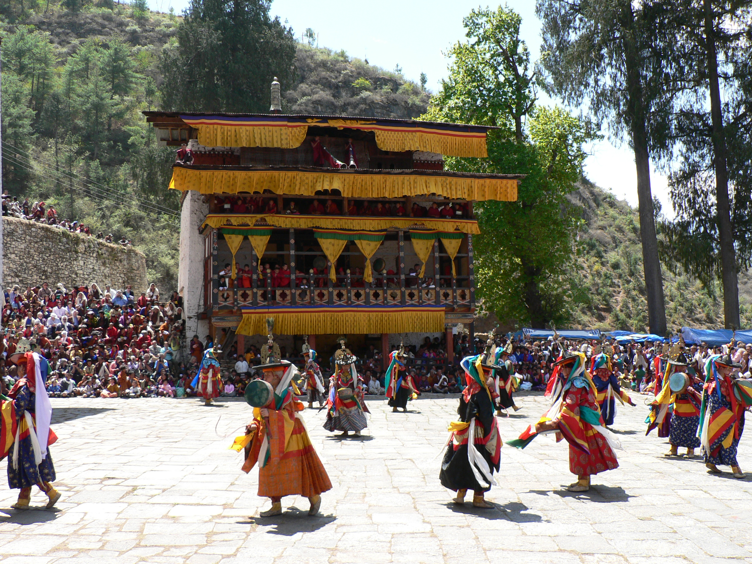 Bhutan: Preserving Culture Over Tourism (image credits: wikimedia)