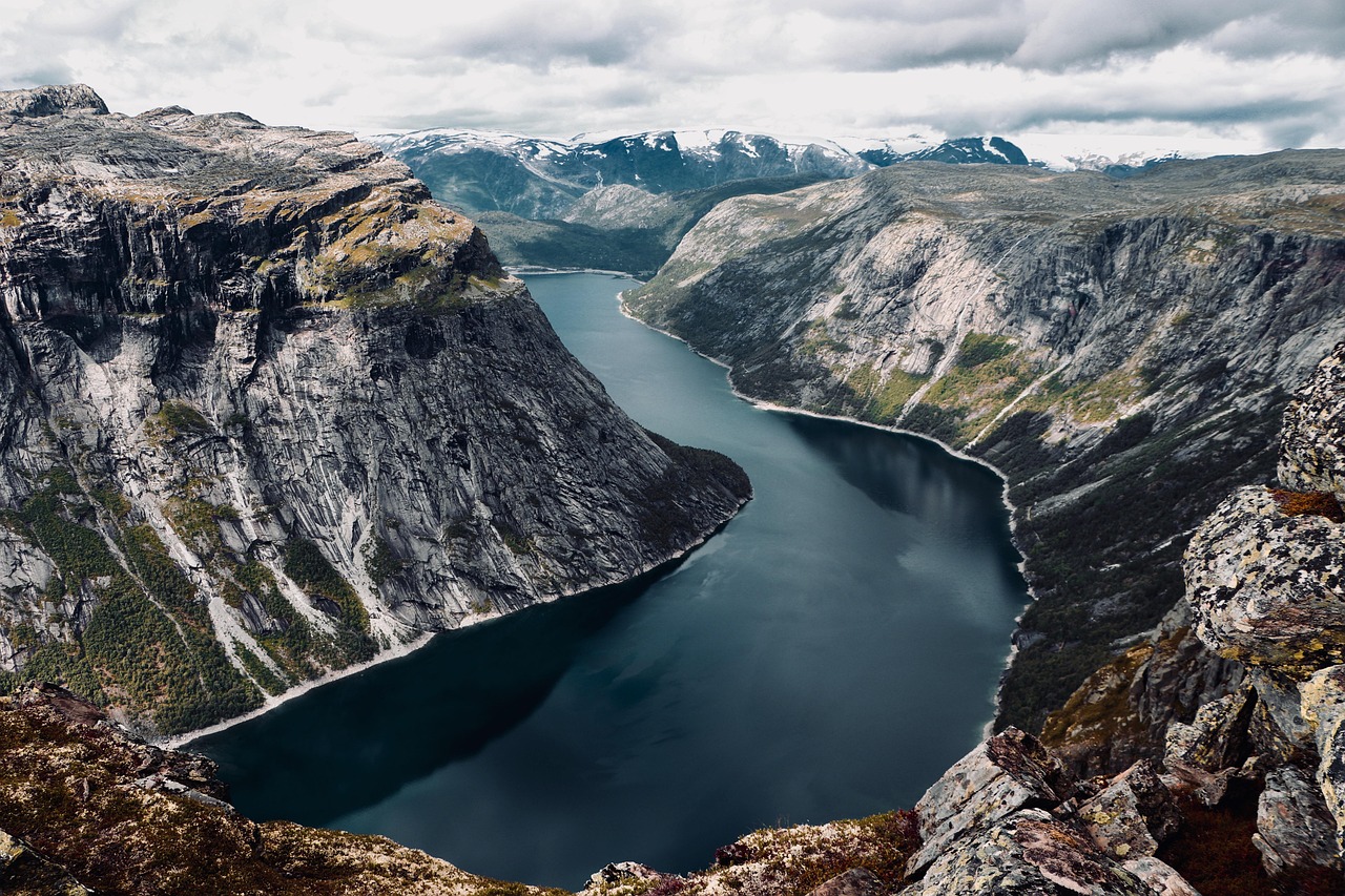 The Great Tourism Shift North (image credits: pixabay)