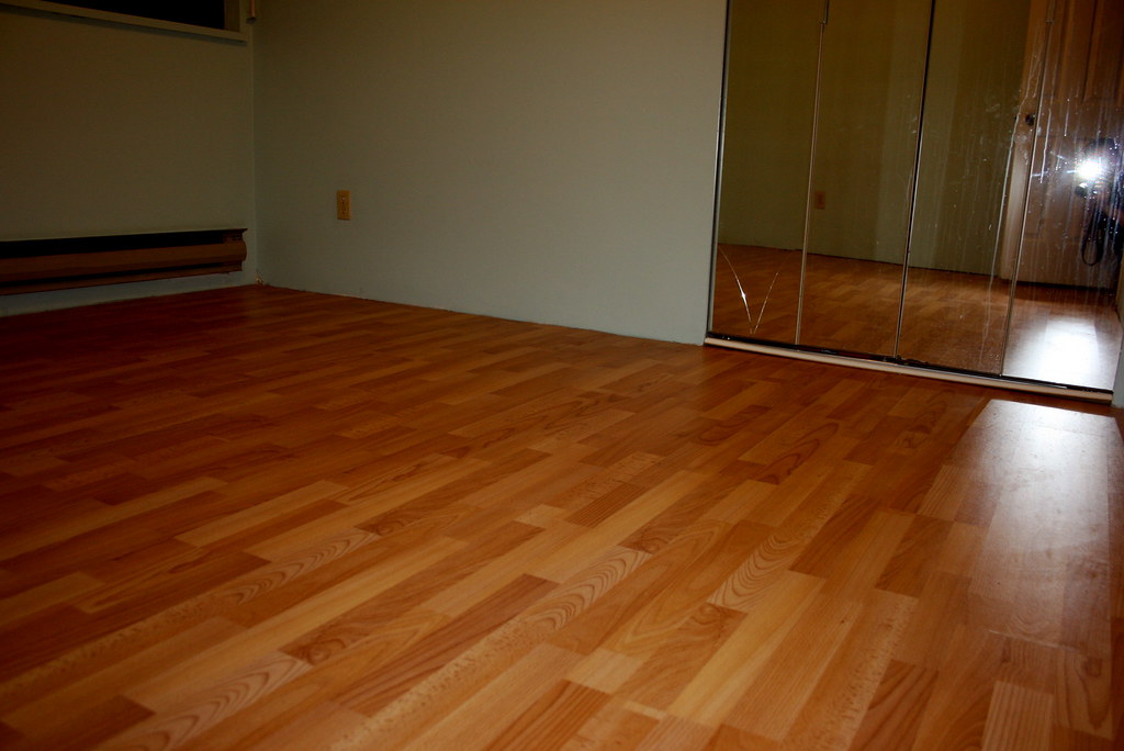 Baseboards and Crown Molding (image credits: flickr)