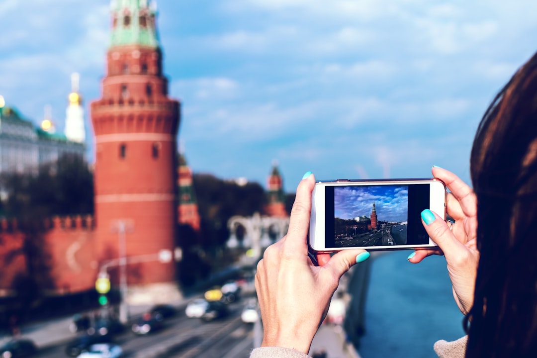 Social Media’s Illusion: Chasing the Perfect Trip (image credits: unsplash)