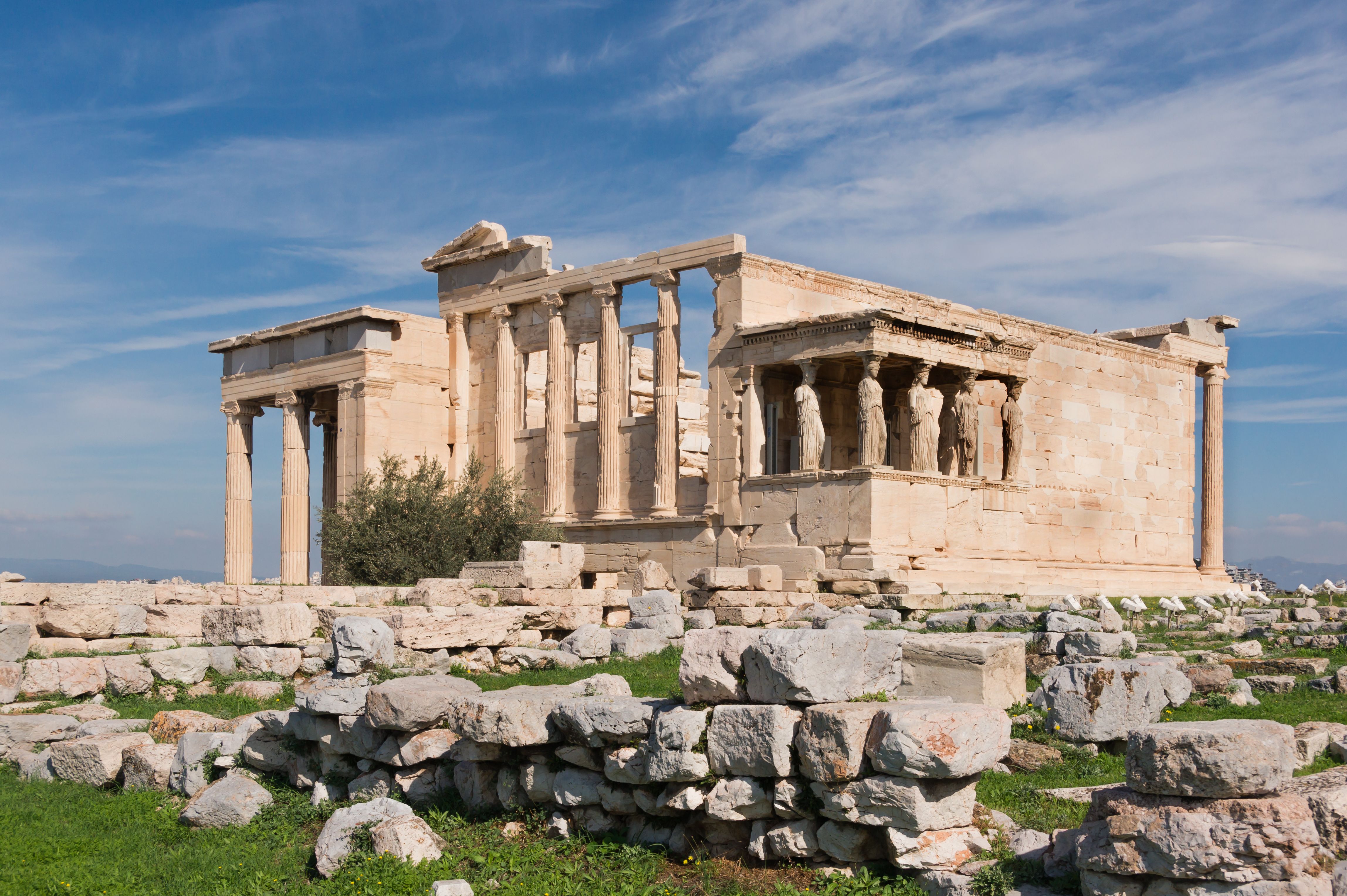 Hidden Gems Beat Blockbusters (image credits: wikimedia)