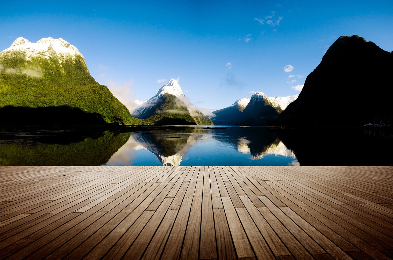 New Zealand: Balancing Tourism and Conservation (image credits: pixabay)