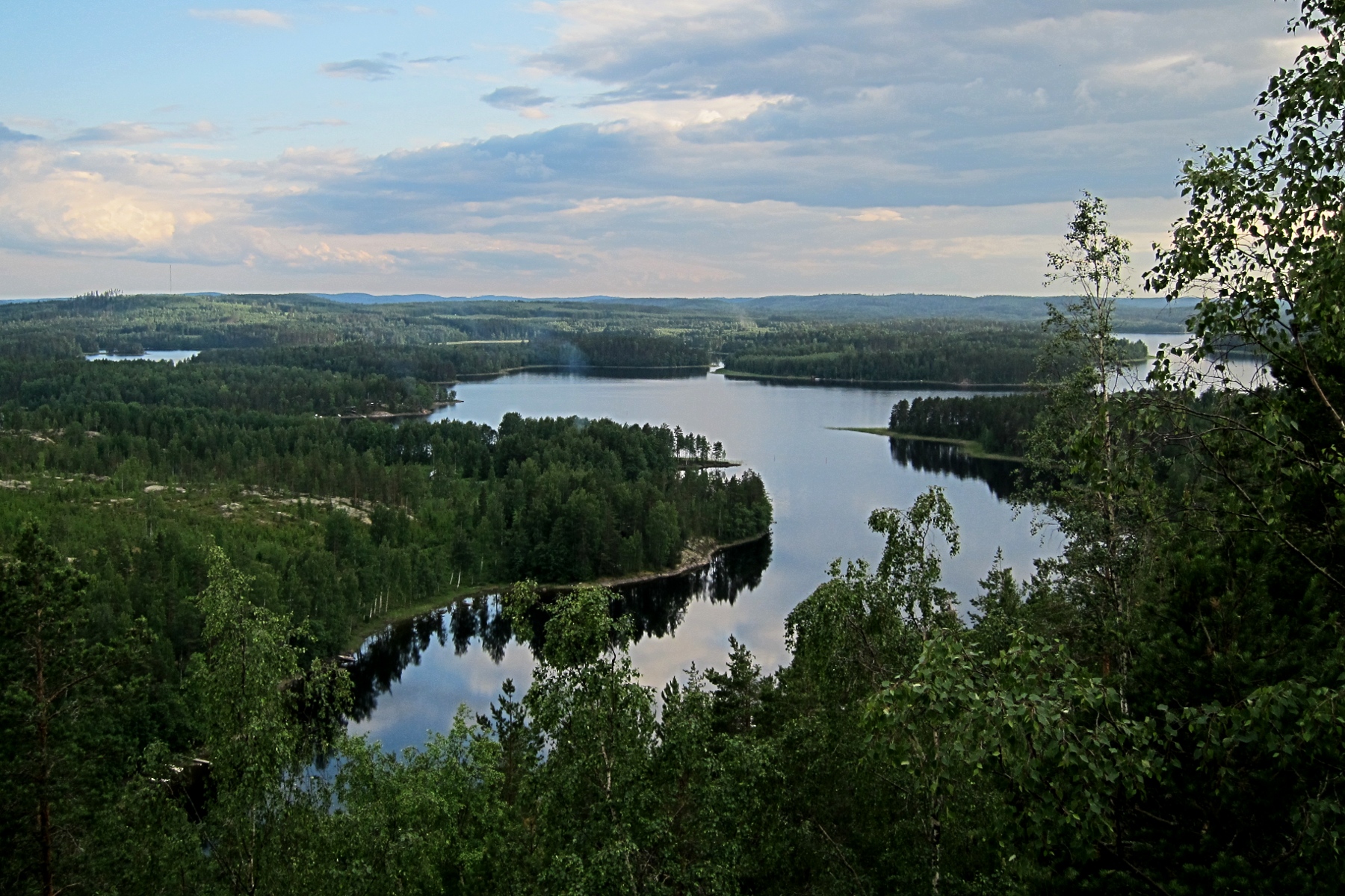 Finland: A Model of Cleanliness (image credits: wikimedia)