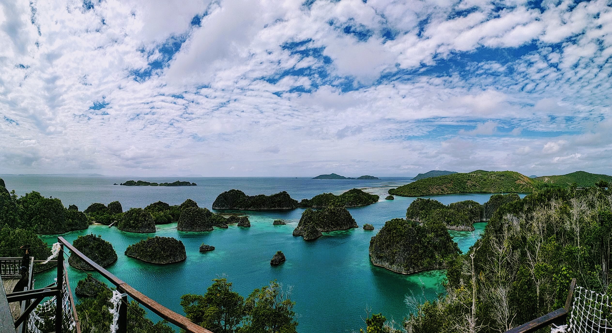 Choosing Affordable Destinations (image credits: wikimedia)