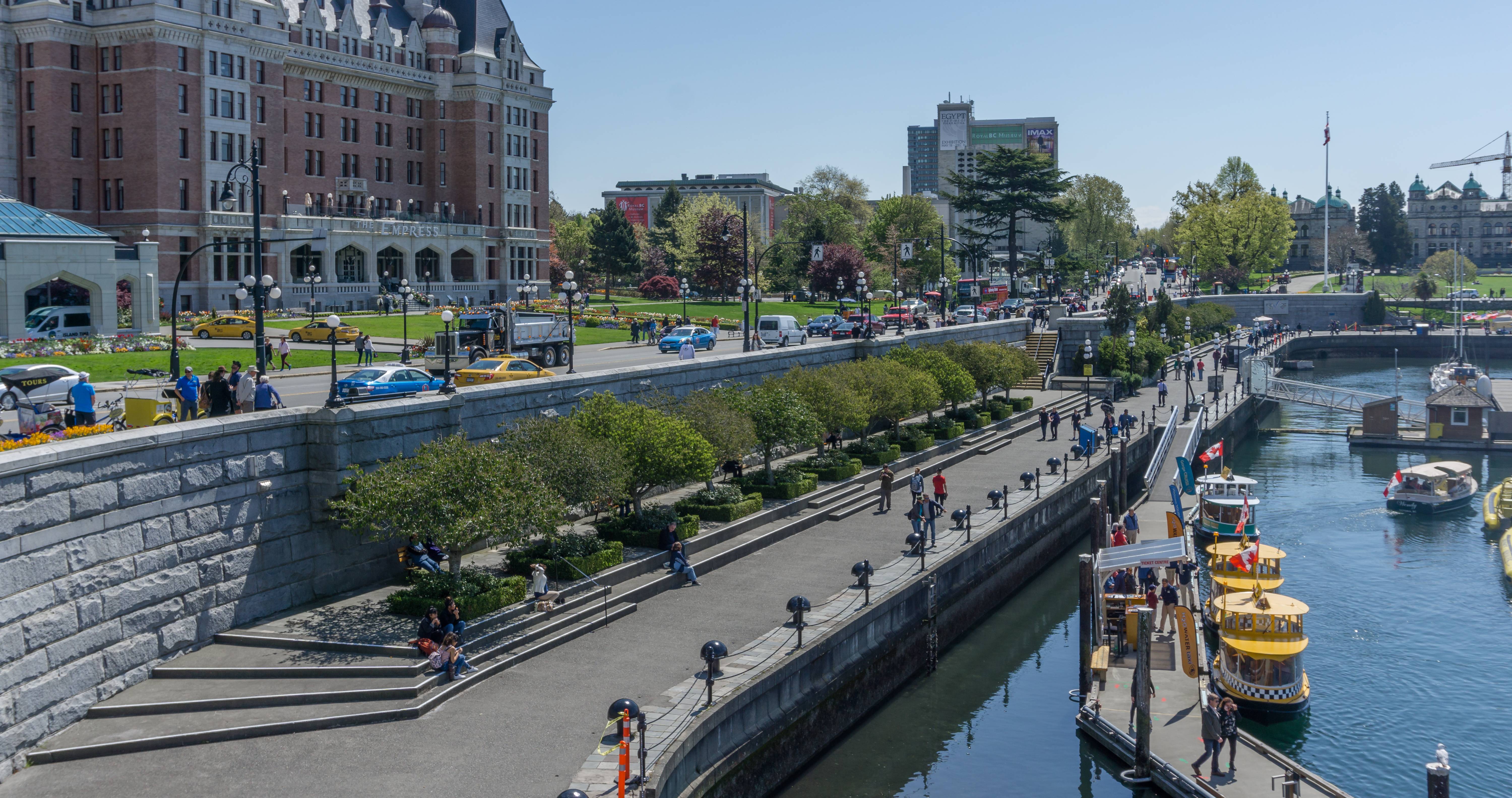 Victoria, British Columbia (image credits: wikimedia)