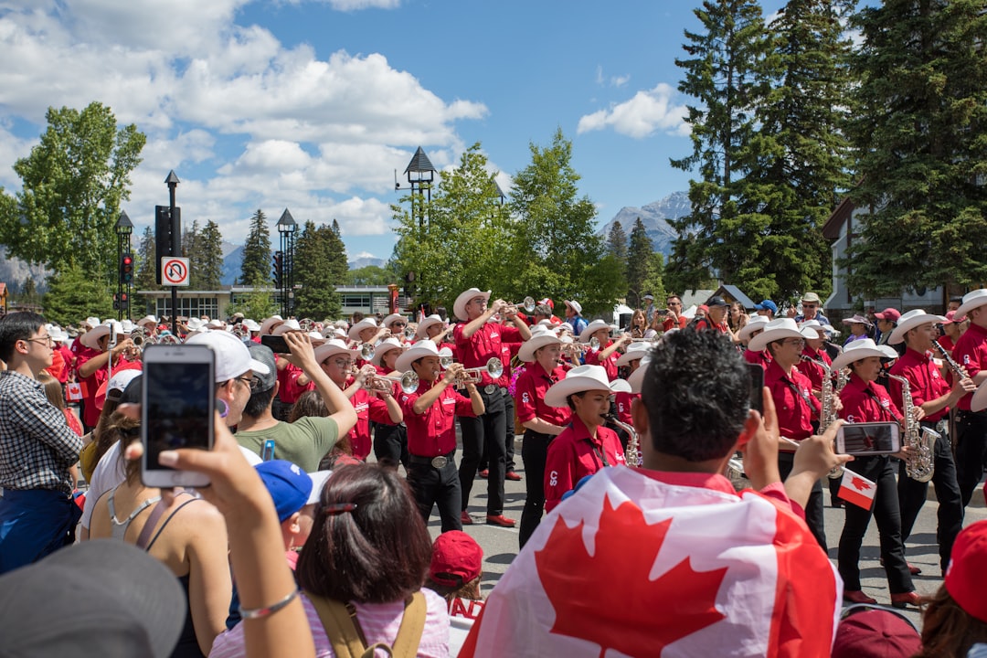 Canada: Wide Open Spaces and Local Connections (image credits: unsplash)