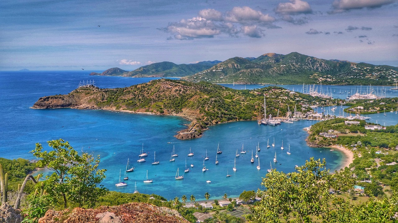 Antigua and Barbuda: A Beach Lover's Dream (image credits: pixabay)