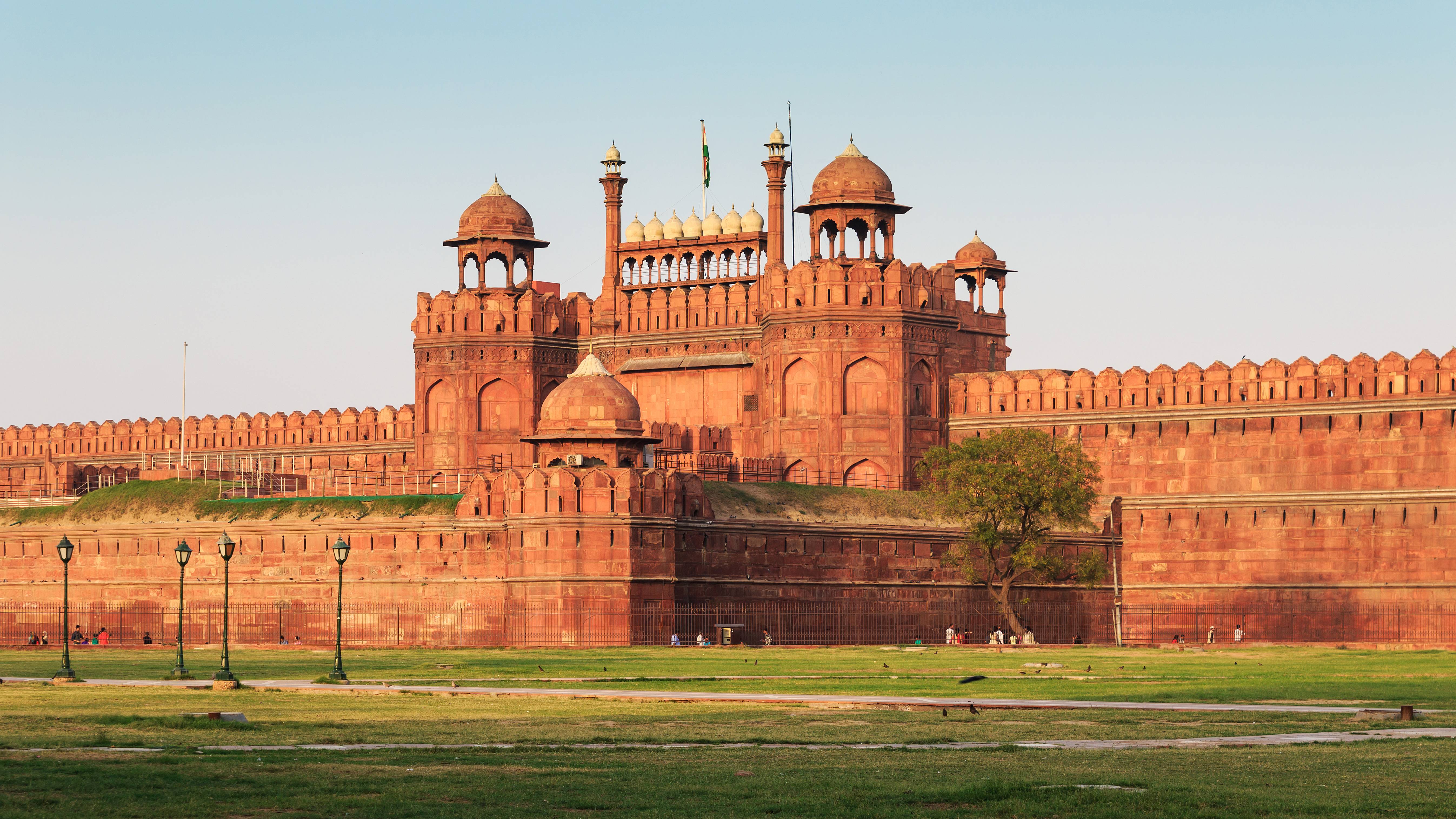 The Grandeur of Mughal Architecture (image credits: wikimedia)