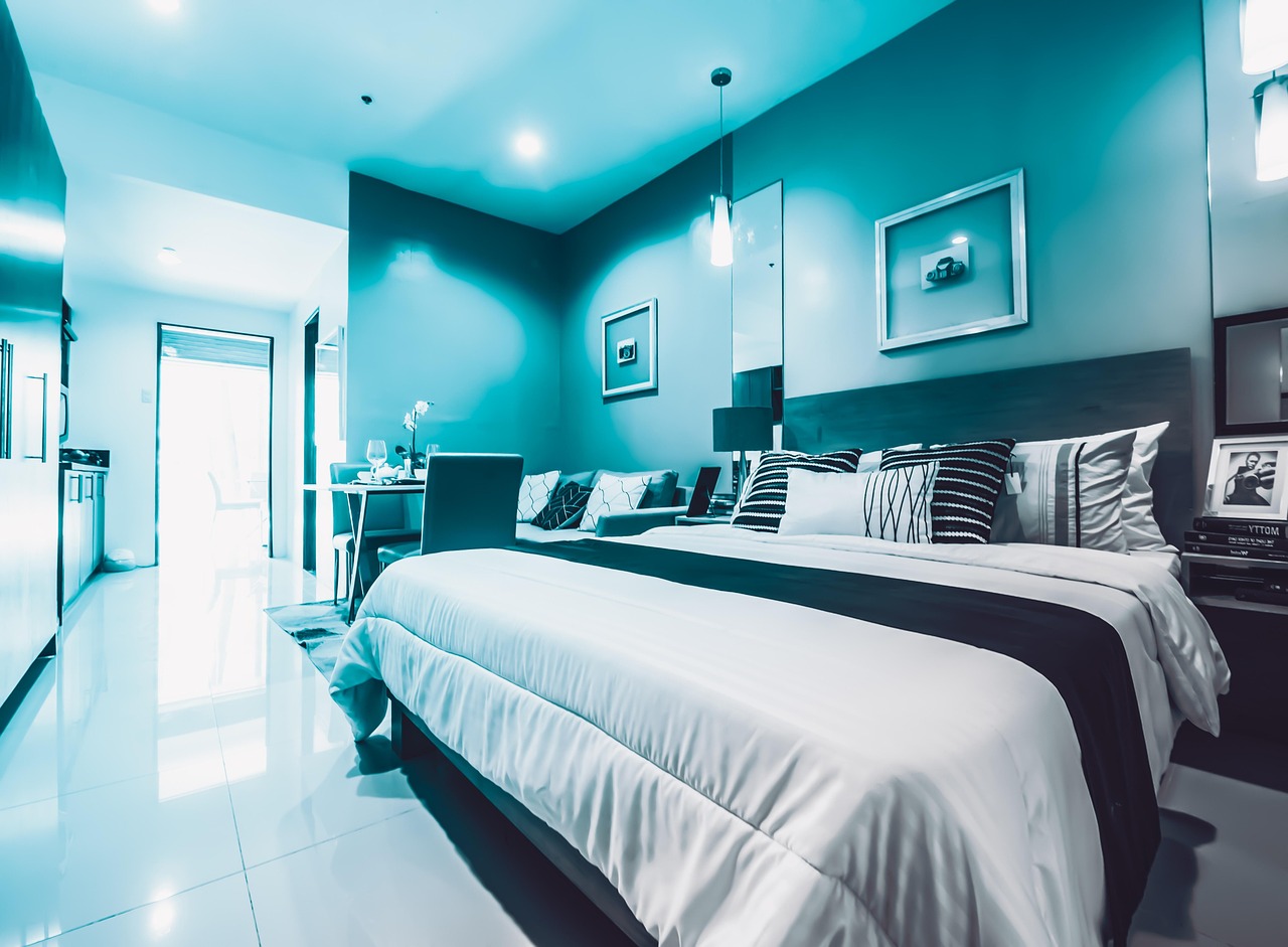 3. Affordable Accommodations (image credits: pixabay)