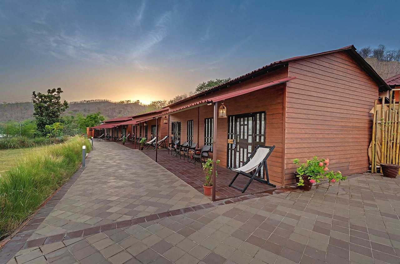 Why Unique Accommodations Are in Demand (image credits: pixabay)