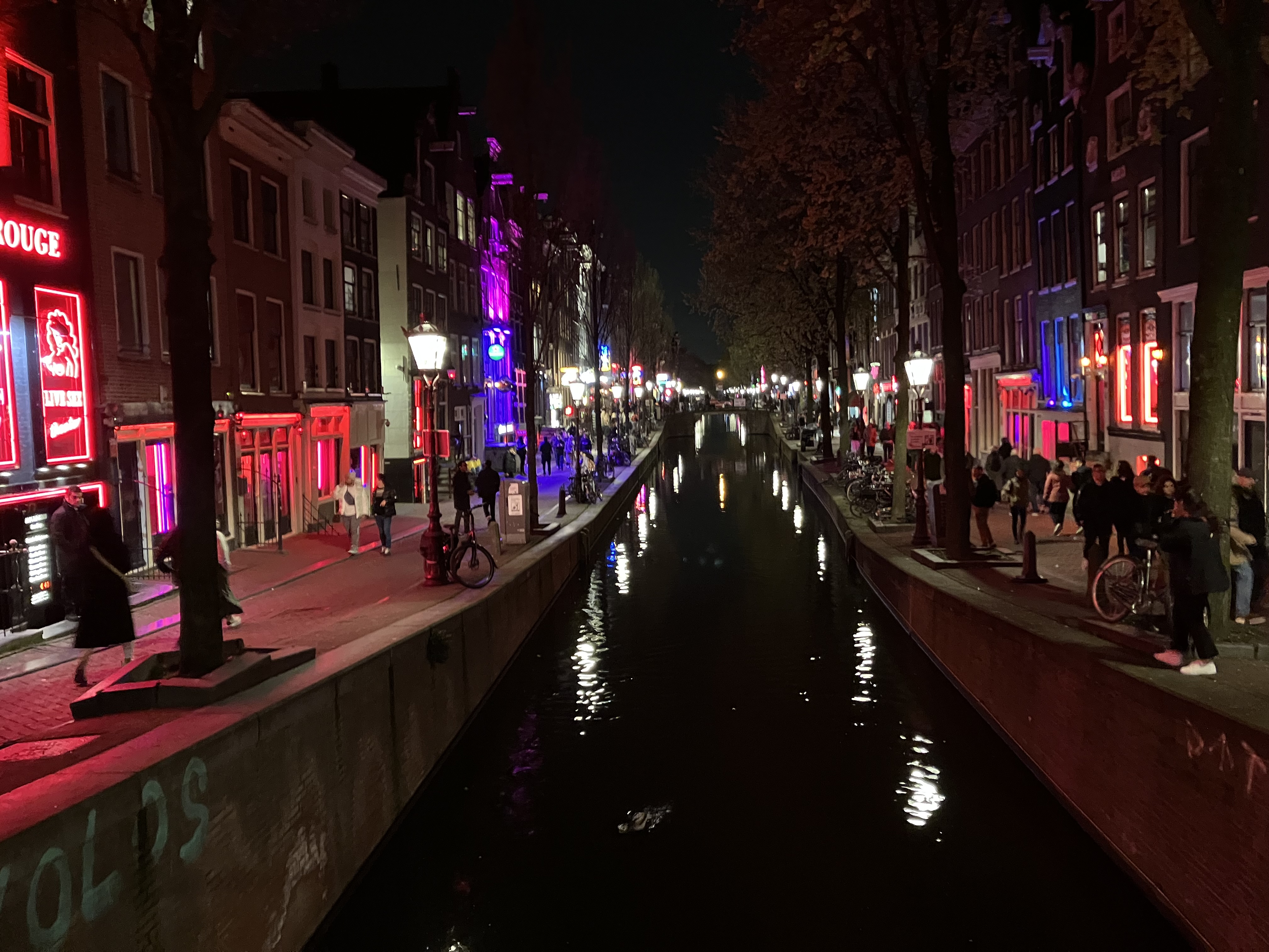Amsterdam, Netherlands: Residents Demand Change (image credits: wikimedia)