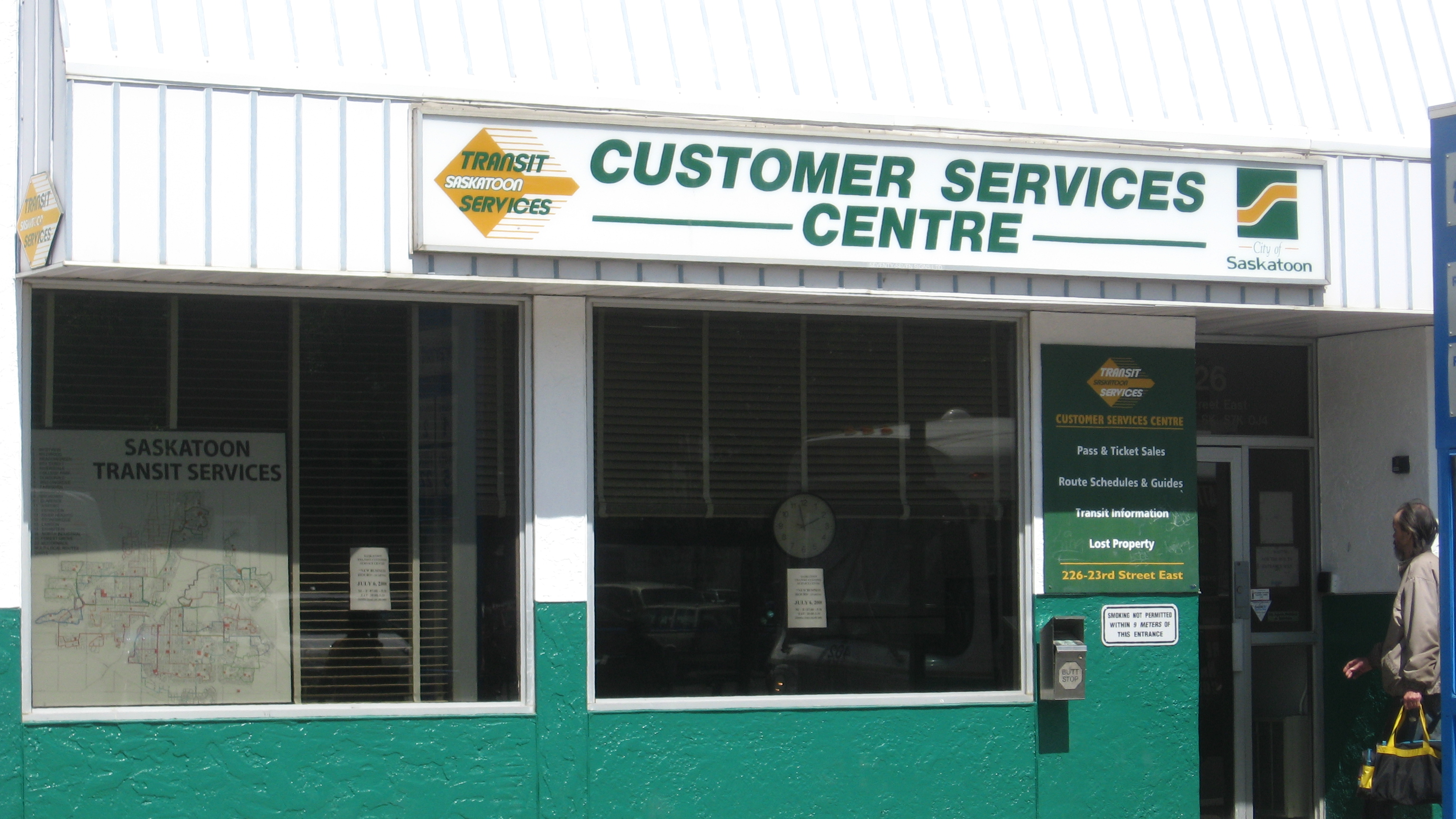 Customer Service Experiences (image credits: wikimedia)