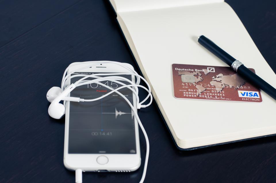 Technology Enhancements in Travel (image credits: stocksnap)