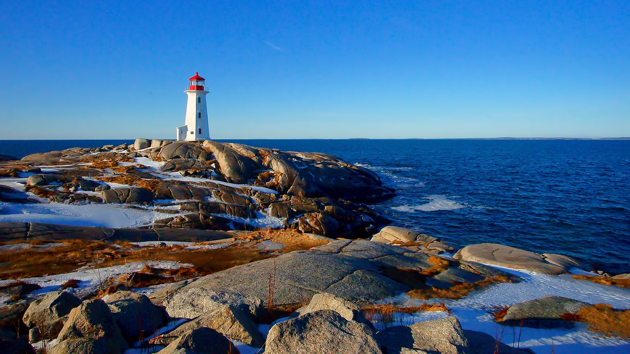 Peggy’s Cove, Nova Scotia: A Village Swamped by Cameras (image credits: pixabay)
