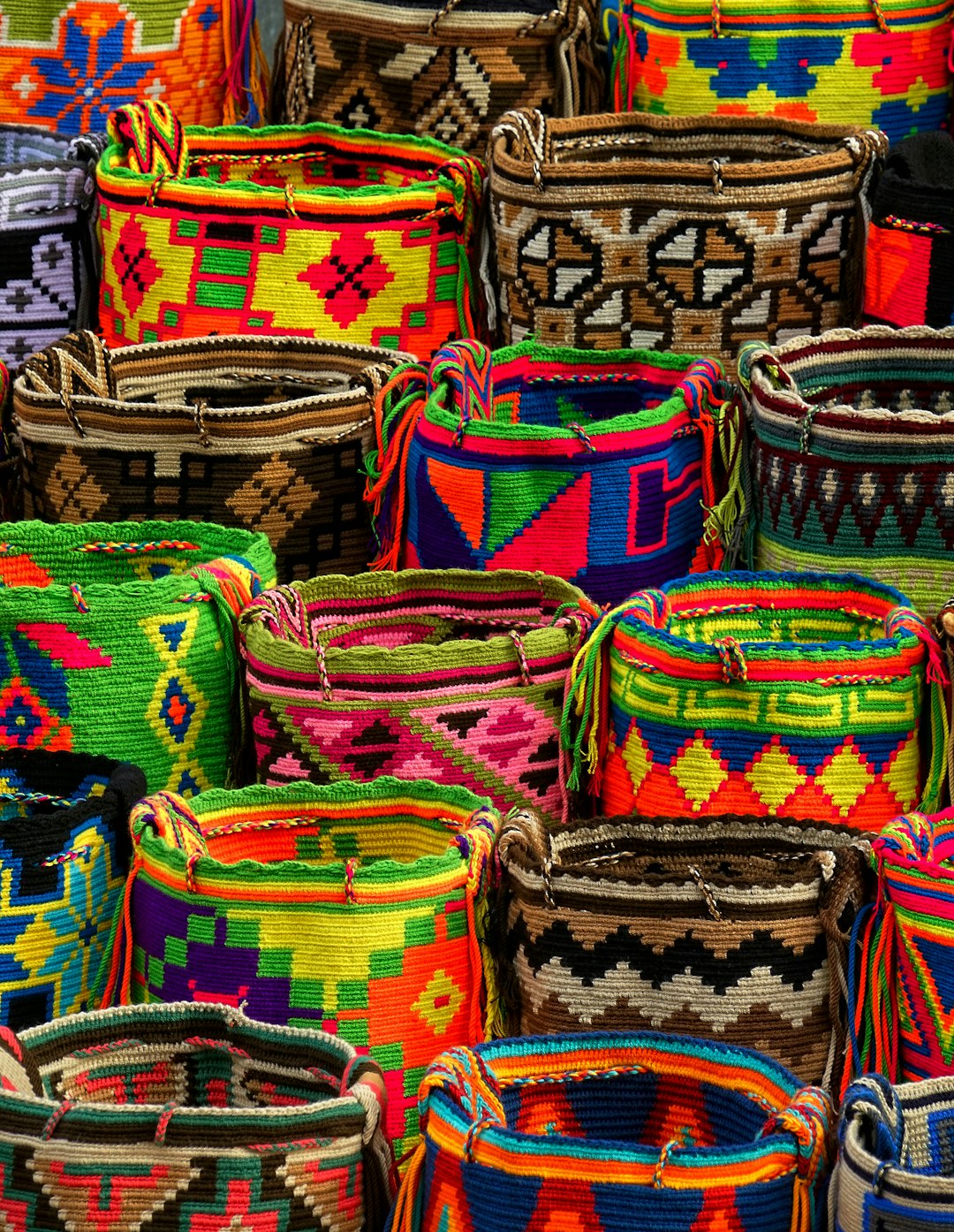 Colombia: From Coffee to Cartels (image credits: unsplash)