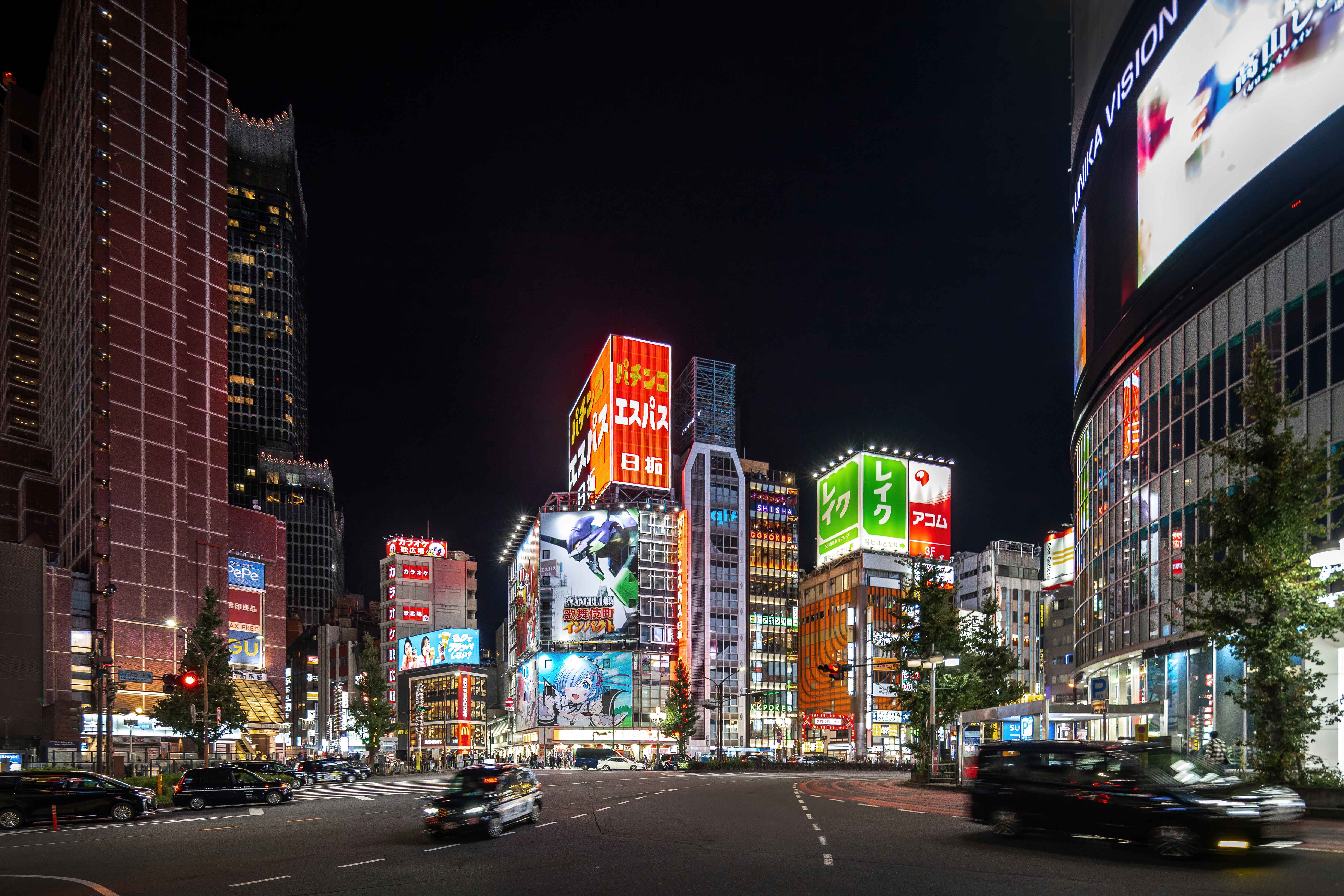 Tokyo, Japan: The Toll of Sleeplessness in a Nonstop City (image credits: wikimedia)
