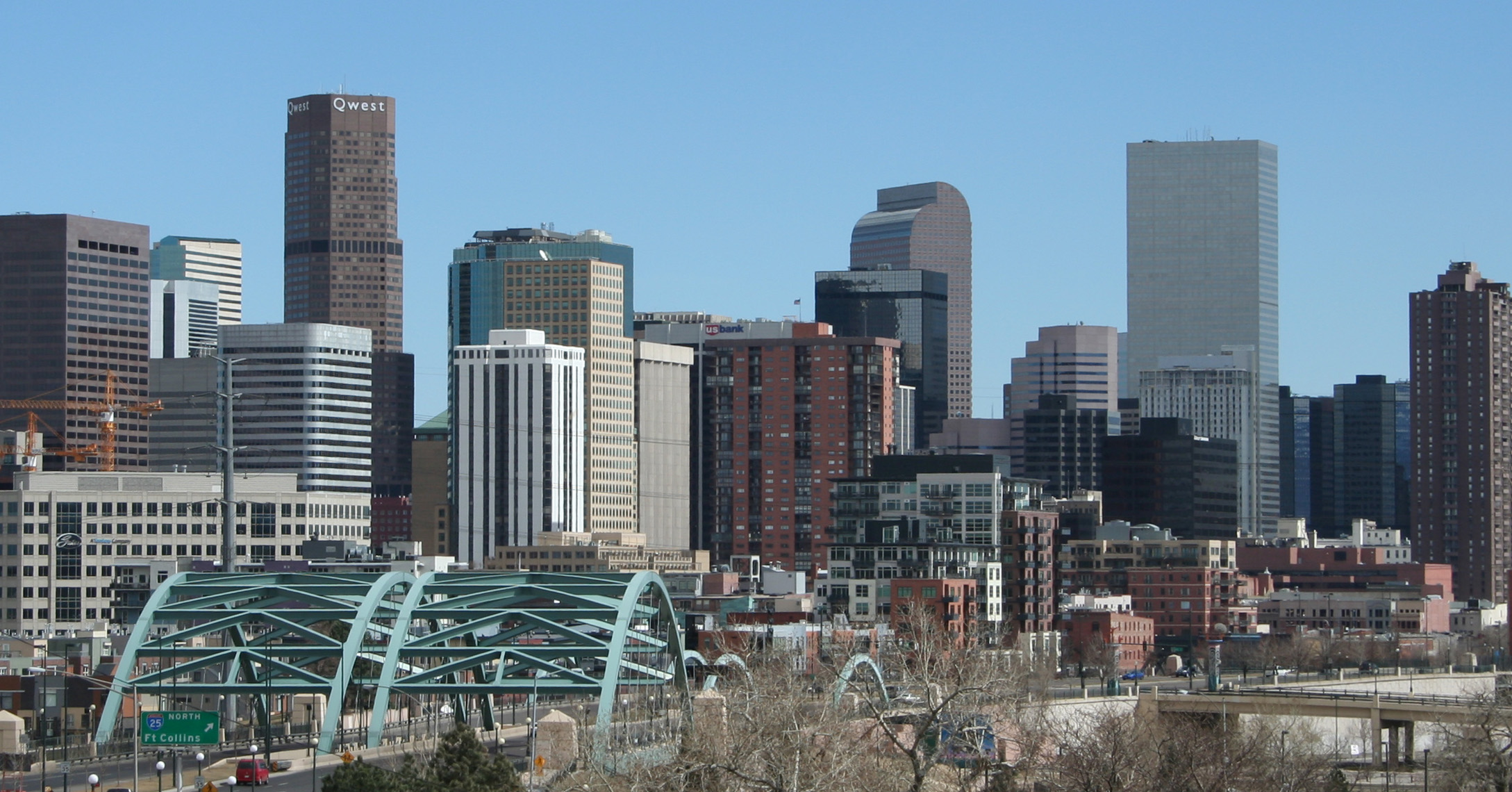 Denver Defies the Mountain City Stereotype (image credits: wikimedia)