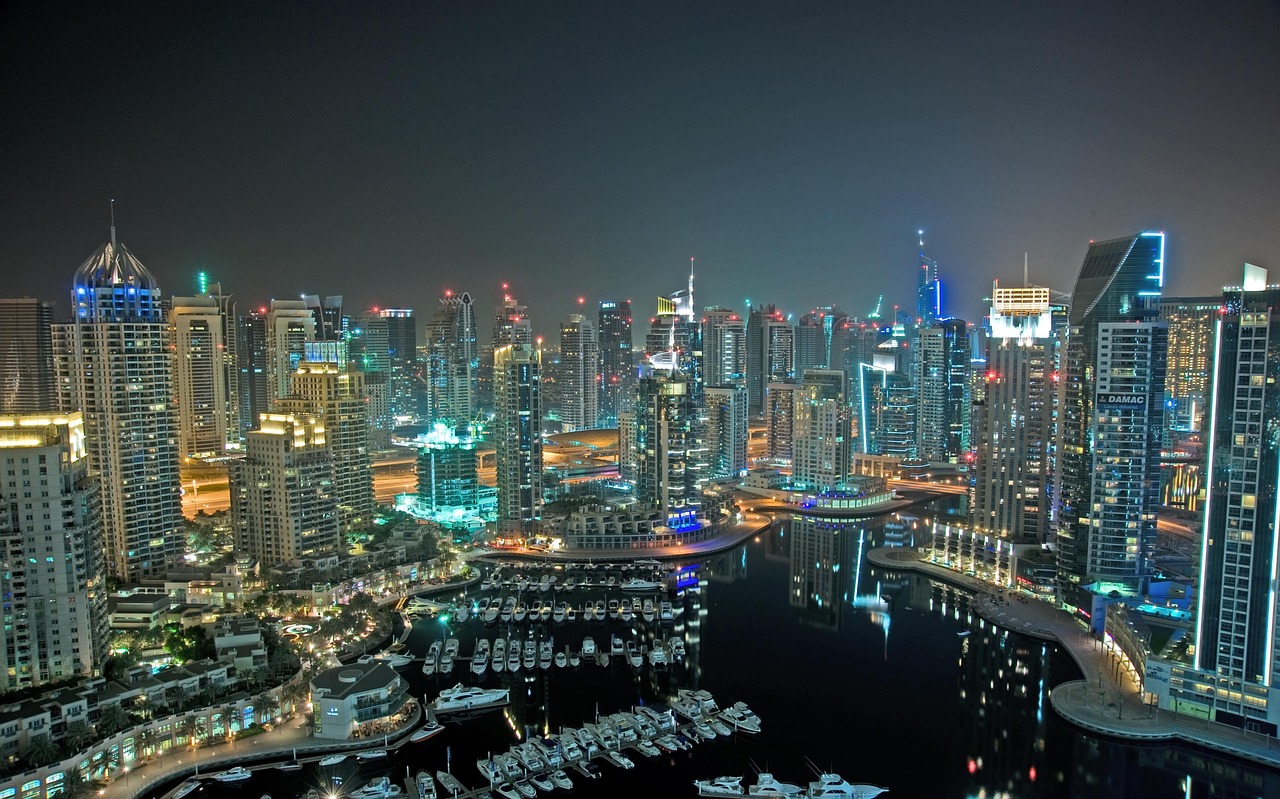 Dubai, UAE: Too Much Glitz, Not Enough Heart (image credits: pixabay)
