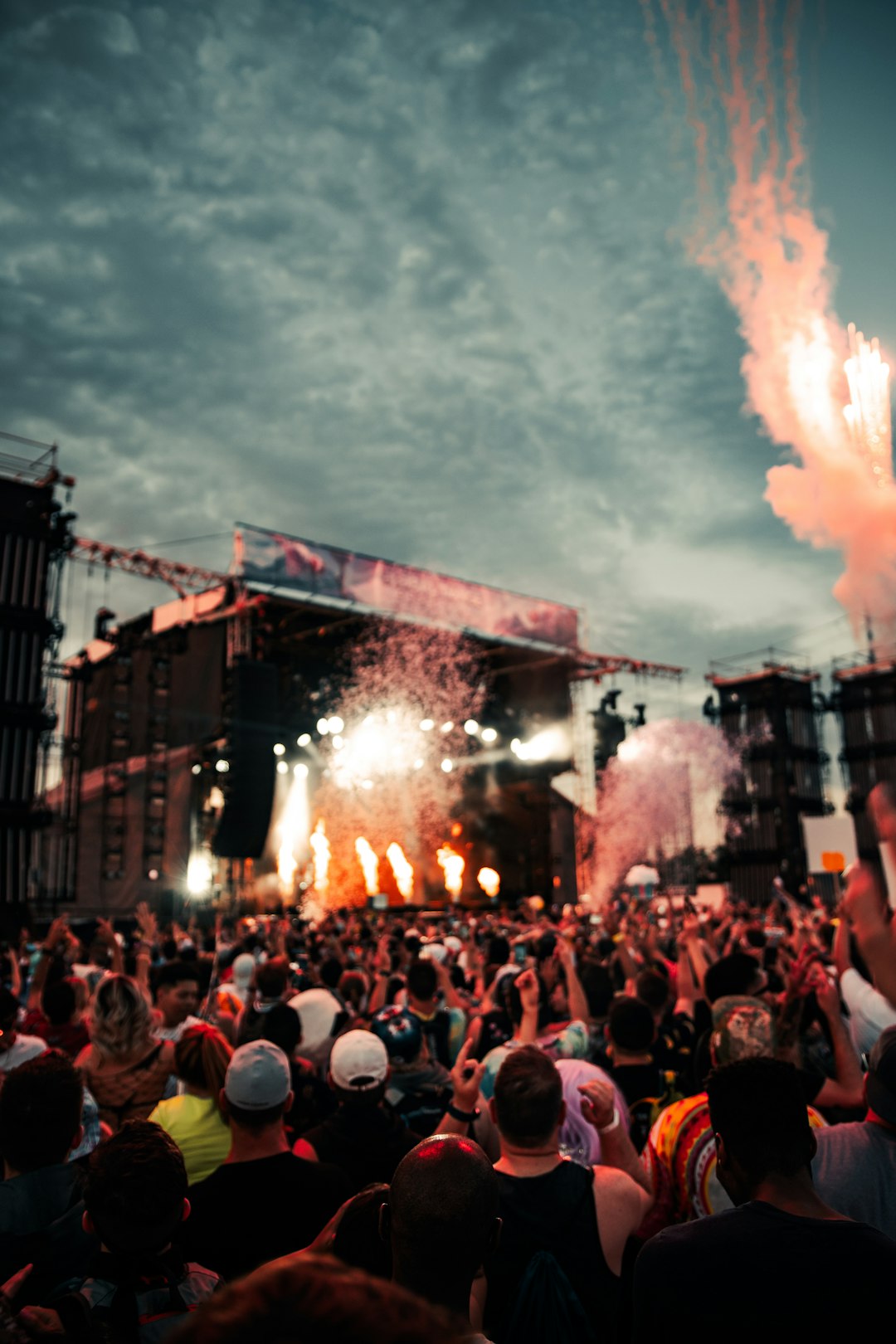 Lollapalooza (image credits: unsplash)