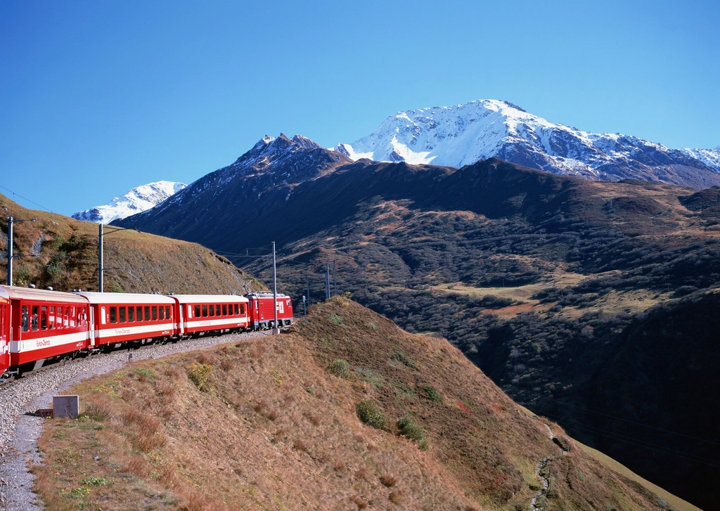Switzerland - The Perfect Paradise with a Price Tag (image credits: rawpixel)