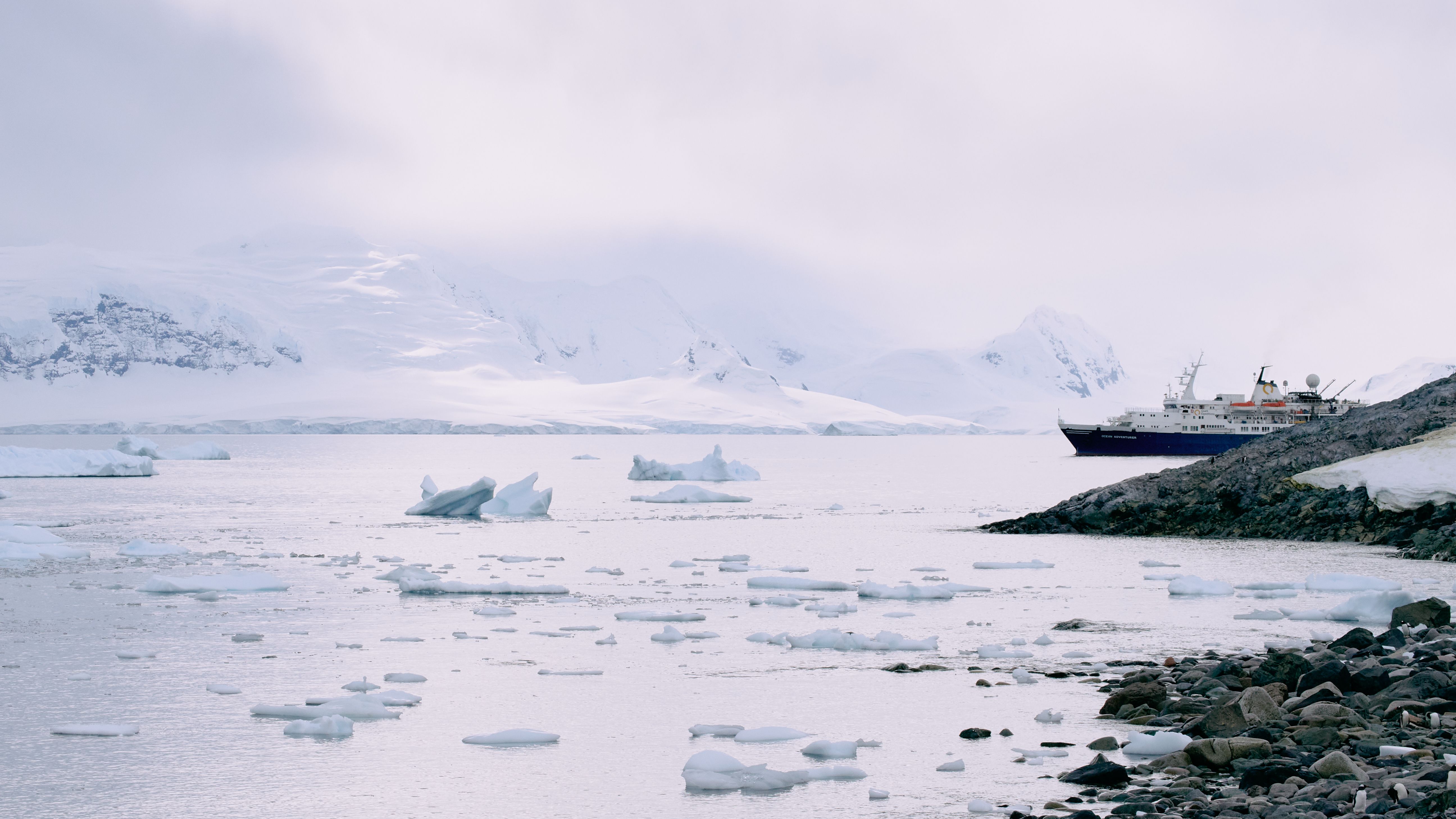 Antarctica Tipping Toward Off Limits (image credits: wikimedia)