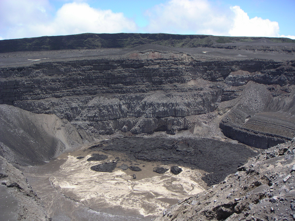Comoros: The Volcanic Archipelago (image credits: wikimedia)