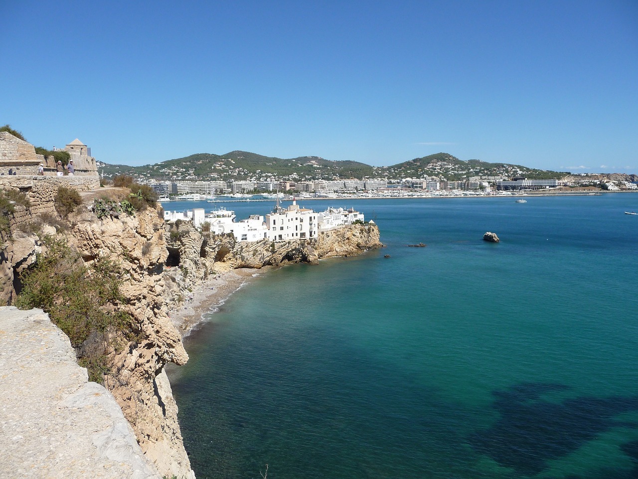 Ibiza: Party Central Turned Secret Sanctuary (image credits: pixabay)