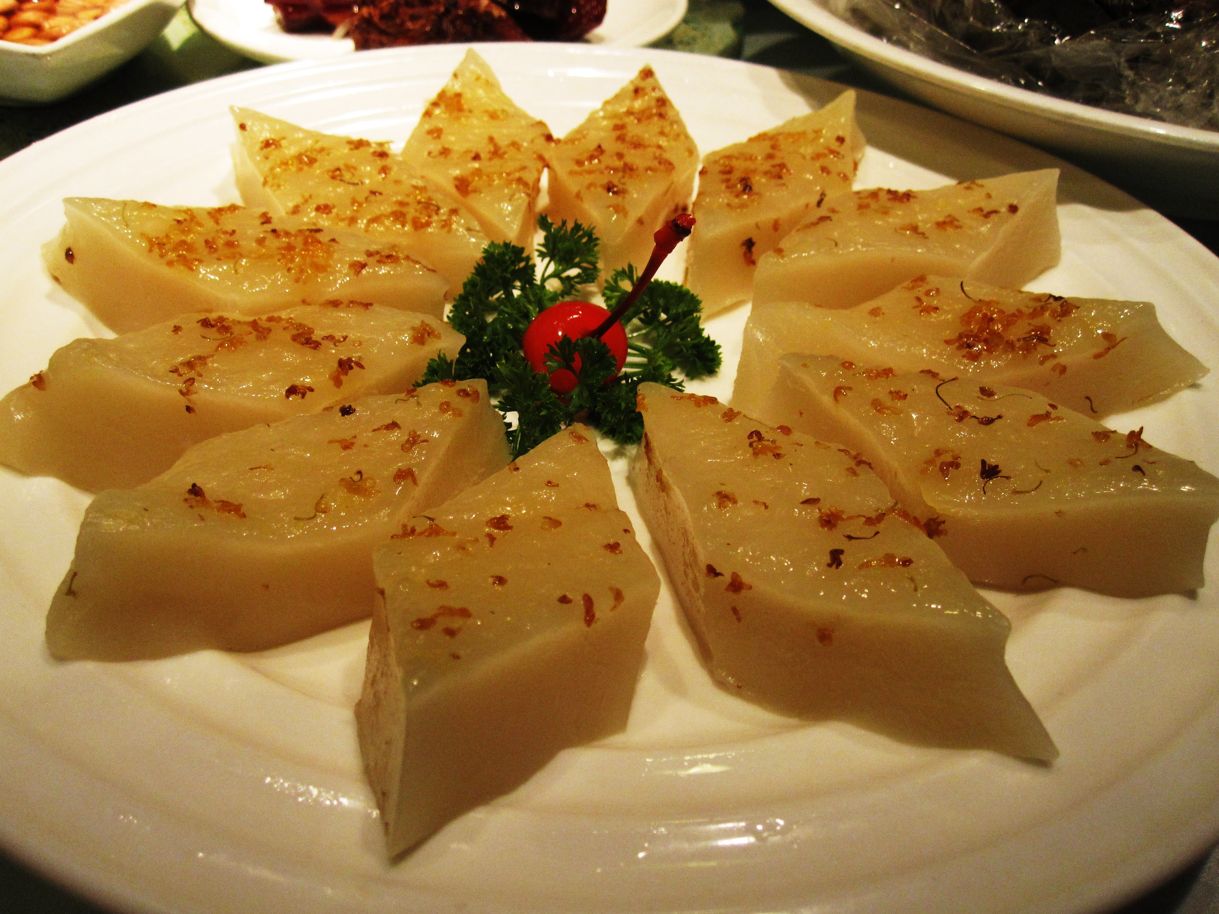 Hangzhou’s Sweet Tooth: Snacks by West Lake (image credits: wikimedia)