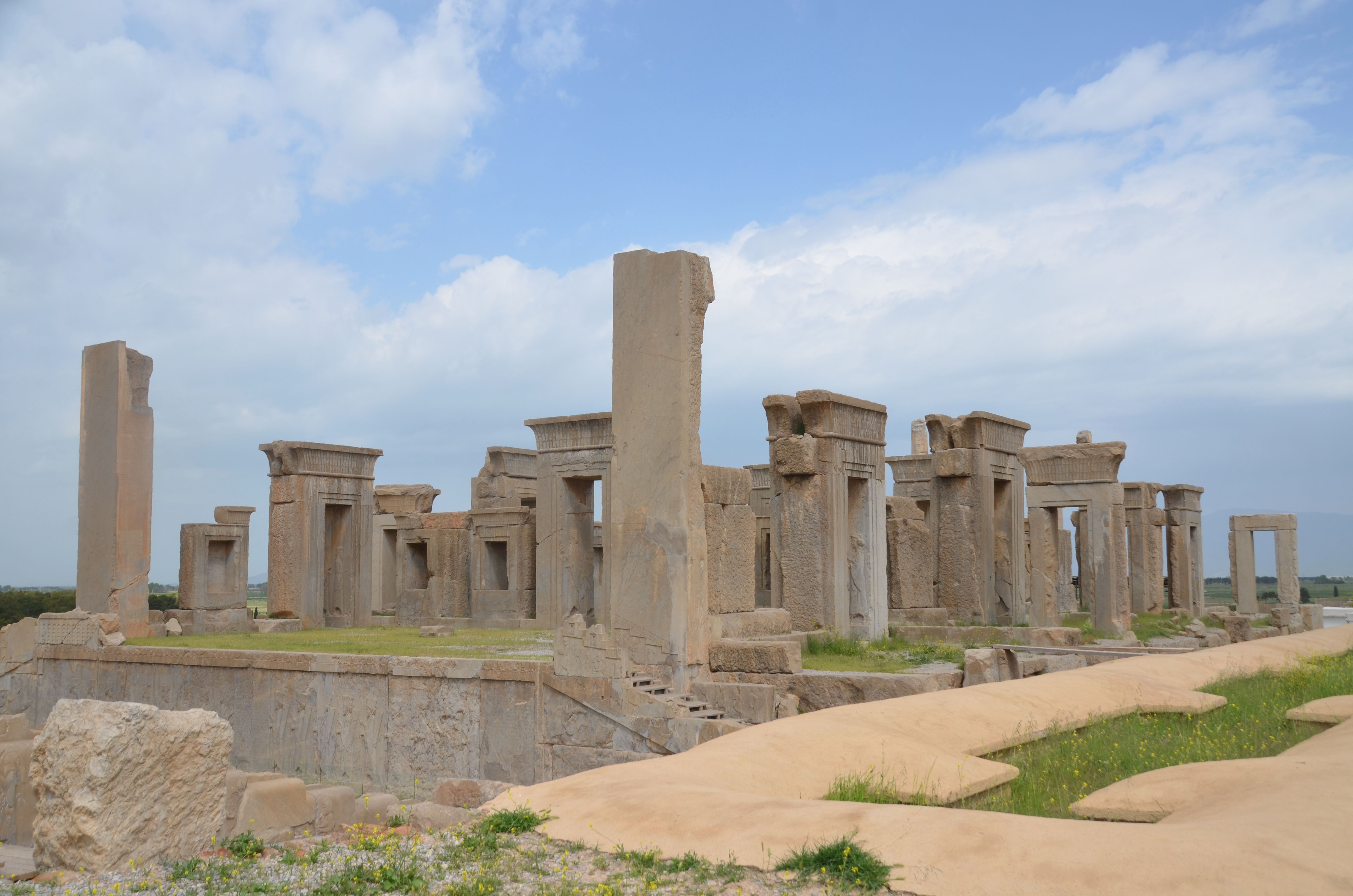 Iran: A Historical Powerhouse (image credits: wikimedia)