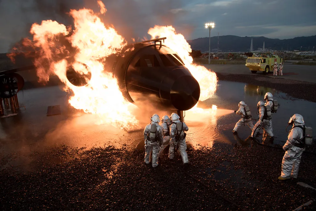 What ARFF Crews Do When Passengers Are Evacuating (Image Credits: Flickr)