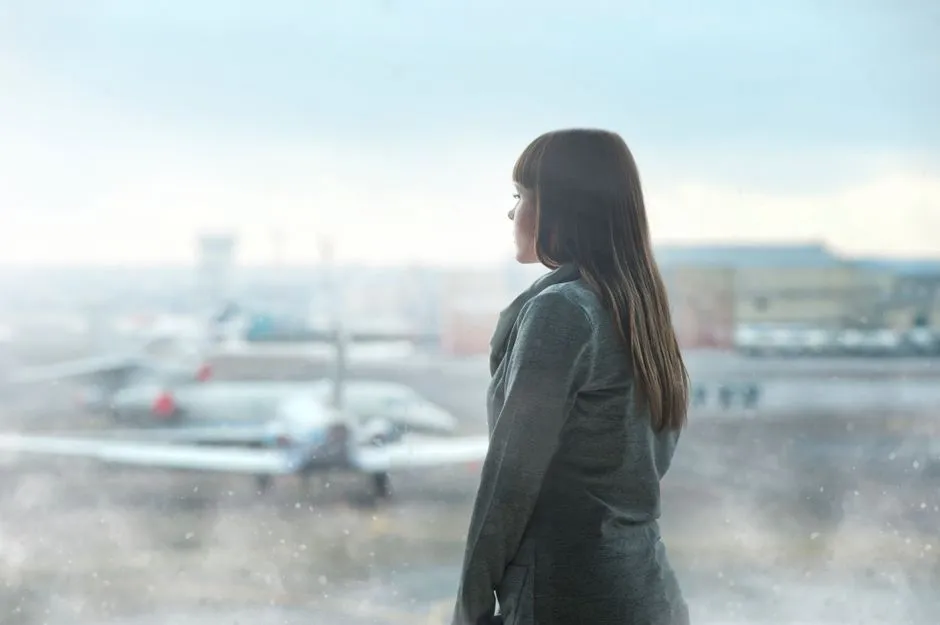 What to Wear on the Plane (and Why It Matters) (Image Credits: Pexels)