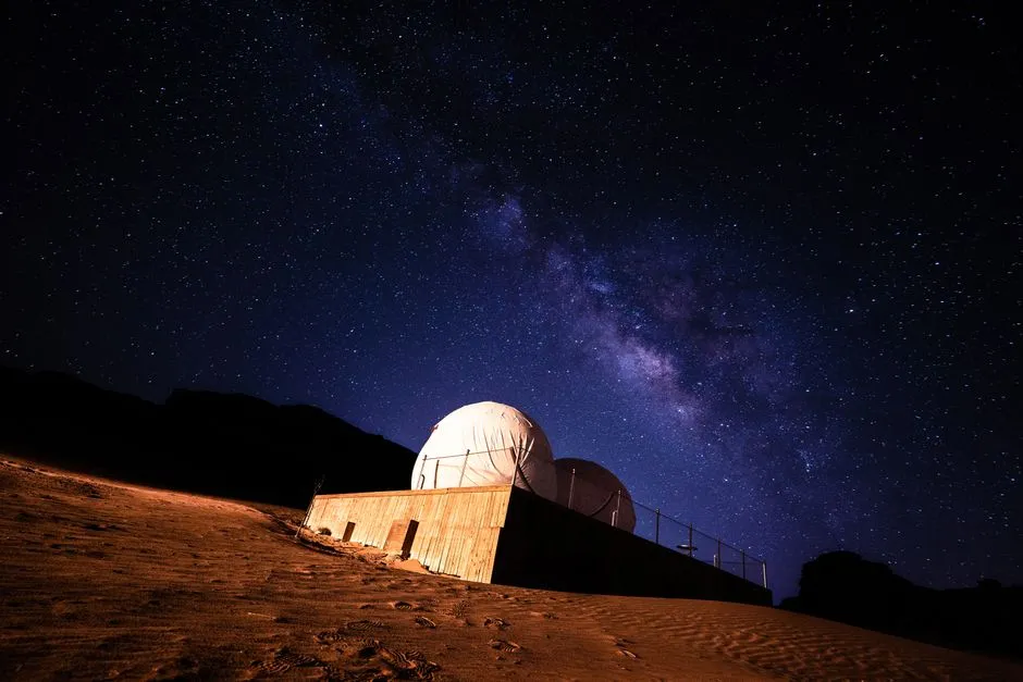 The Noctourism Shift Is Redefining Southwest Travel Strategy (Image Credits: Pexels)
