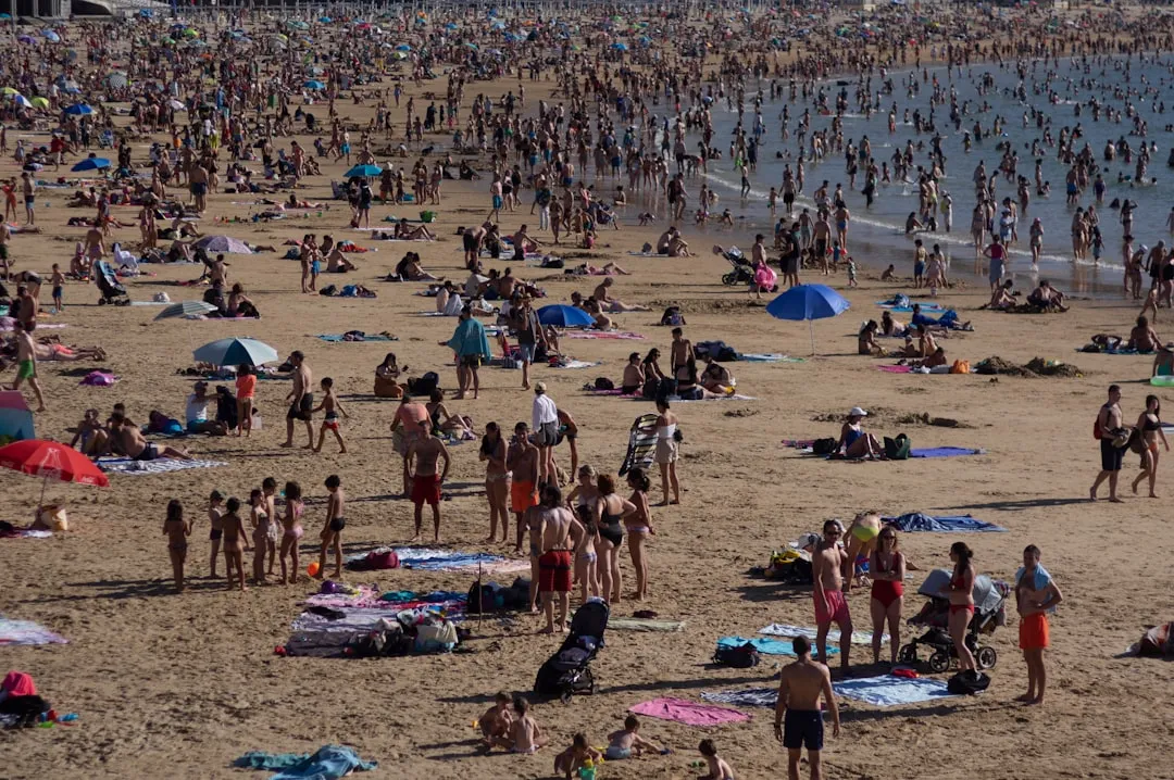 Why Peak Season Makes Beaches Almost Unbearable (Image Credits: Unsplash)