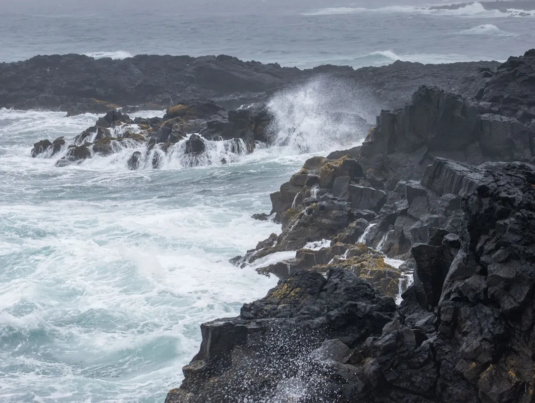 How Geology Creates a Natural Swimming Pool (Image Credits: Unsplash)