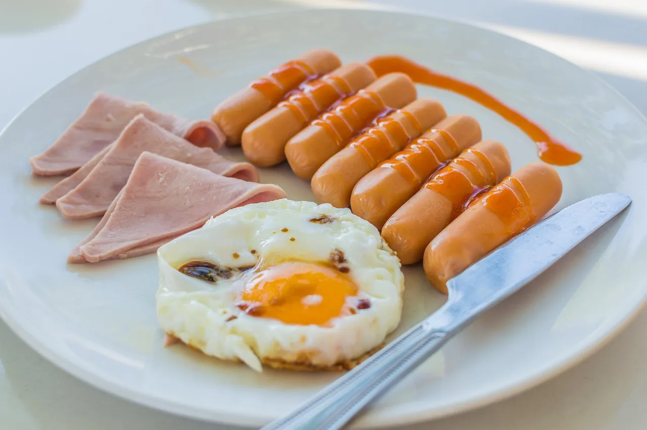 The Full English: A Morning Institution Built on the Industrial Age (Image Credits: Pixabay)
