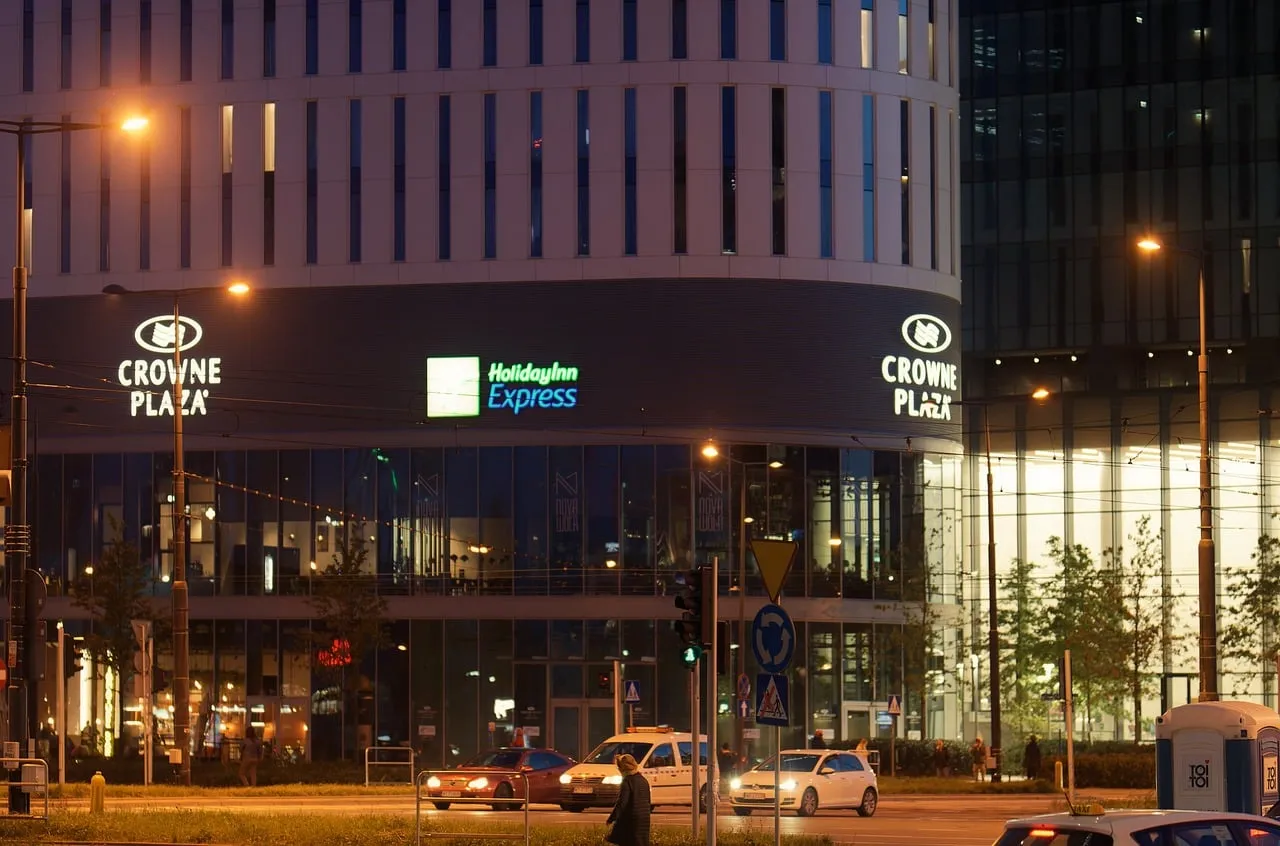 The Crowne Plaza Changi Effect: When Airport Hotels Win Global Awards (Image Credits: Pixabay)
