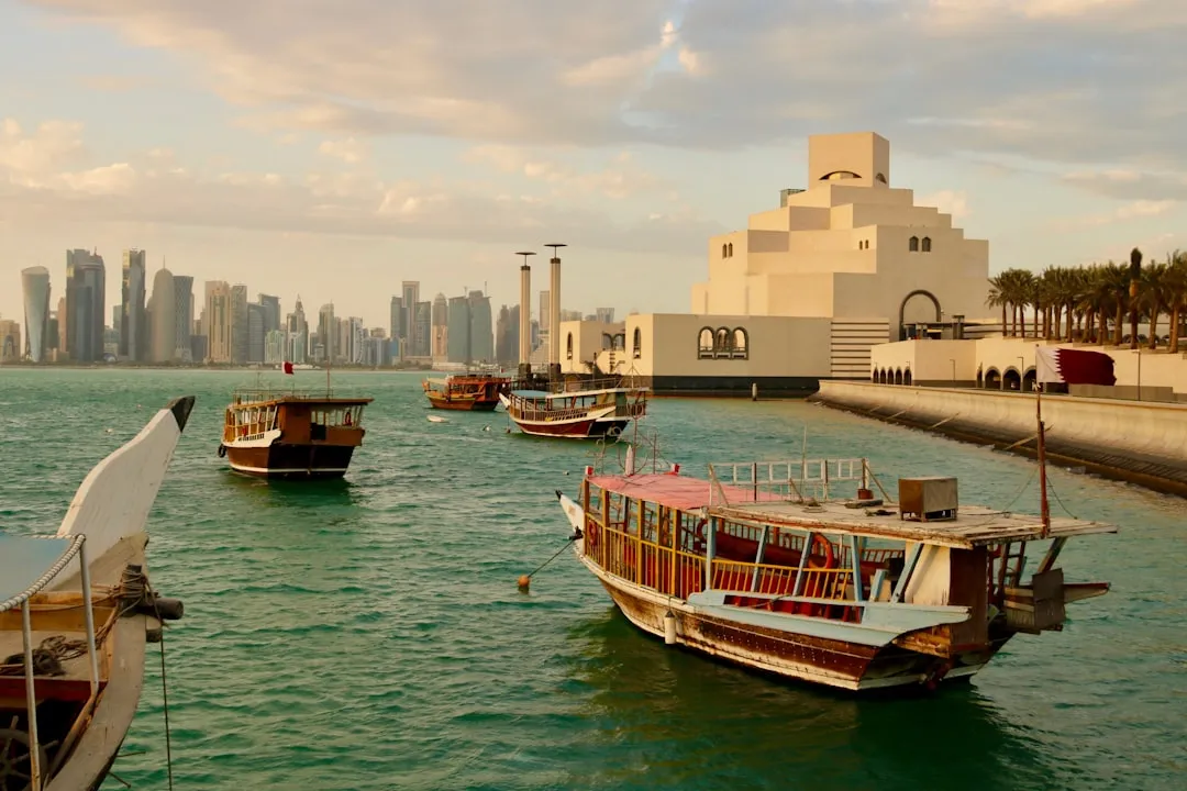 Qatar Airways and the Government-Backed Stopover Model (Image Credits: Unsplash)