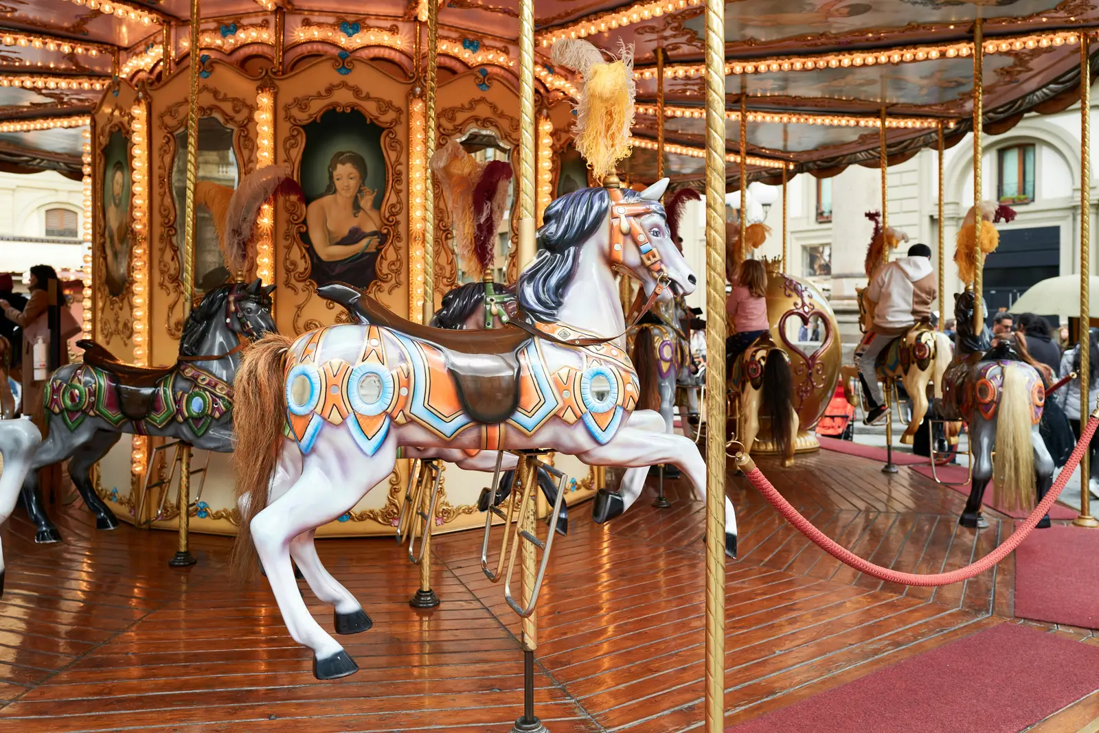 The Golden Age That Made These Horses (Image Credits: Unsplash)