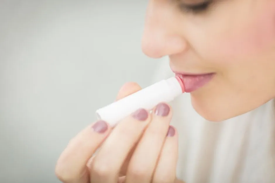 3. Lip Balm and Moisturizer: Defending Against the Desert-Dry Cabin (Image Credits: Pexels)