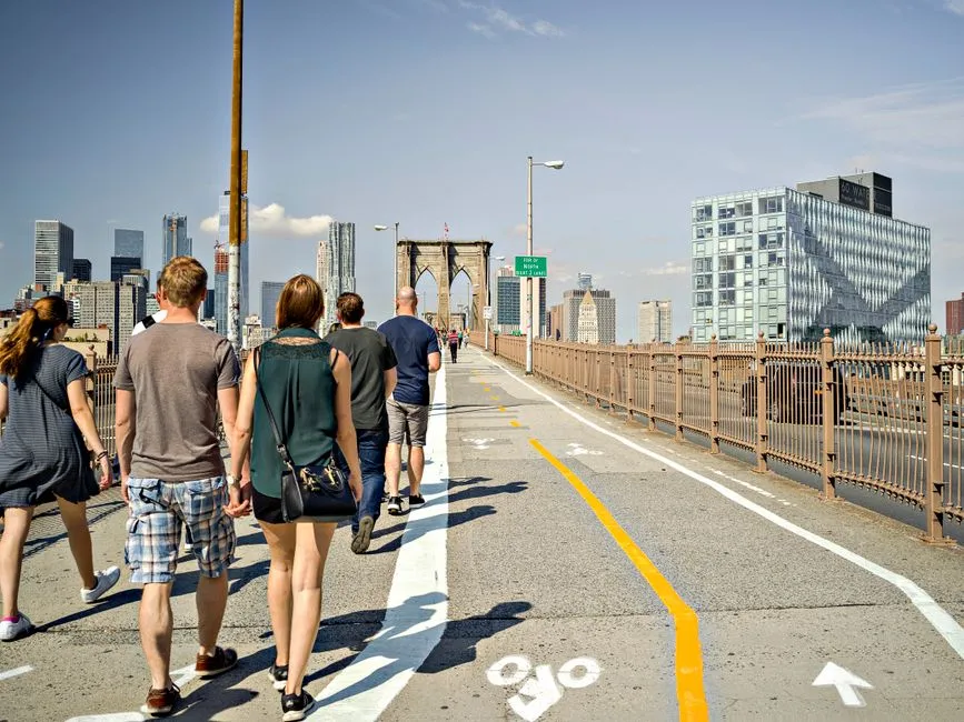 Stopping Dead on the Sidewalk (Image Credits: Pexels)