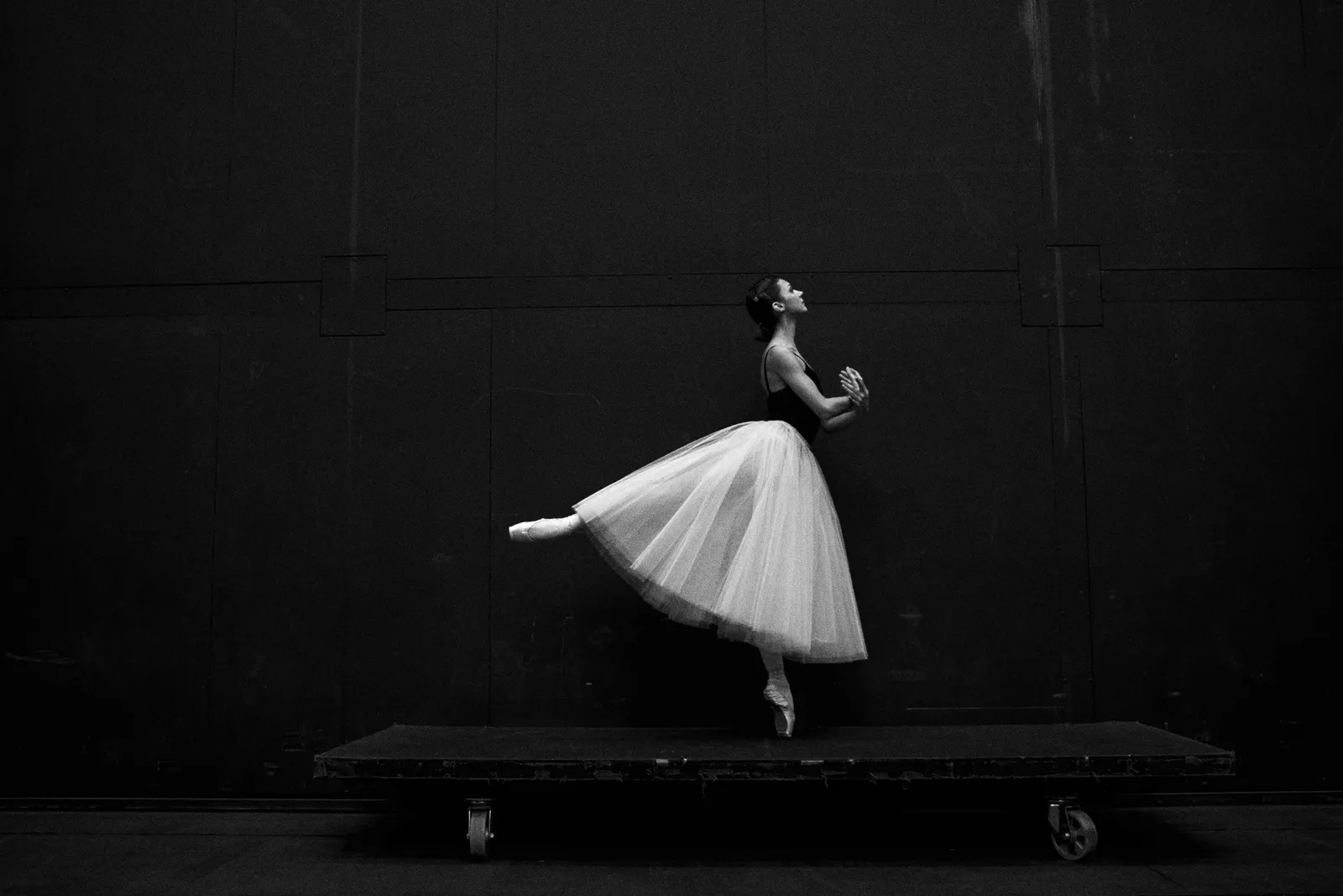 Anna Pavlova and the Tour That Started Everything (Image Credits: Unsplash)